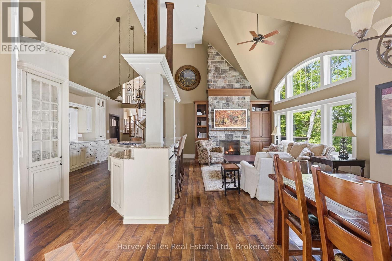 161 TOWN LINE ROAD E