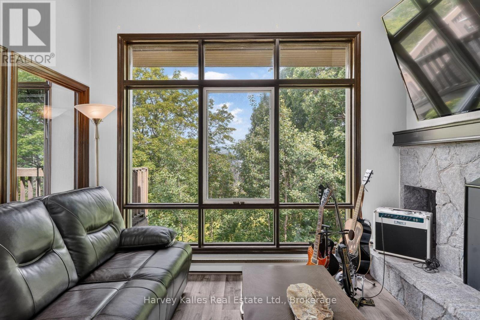 303 - 26 DEERHURST GOLFVIEW DRIVE