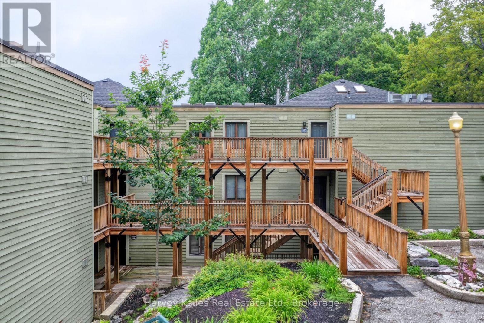 303 - 26 DEERHURST GOLFVIEW DRIVE