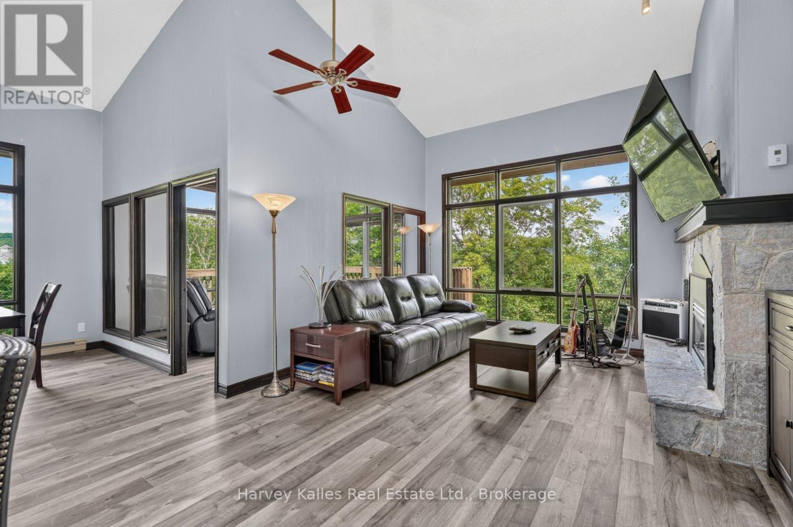 303 - 26 DEERHURST GOLFVIEW DRIVE