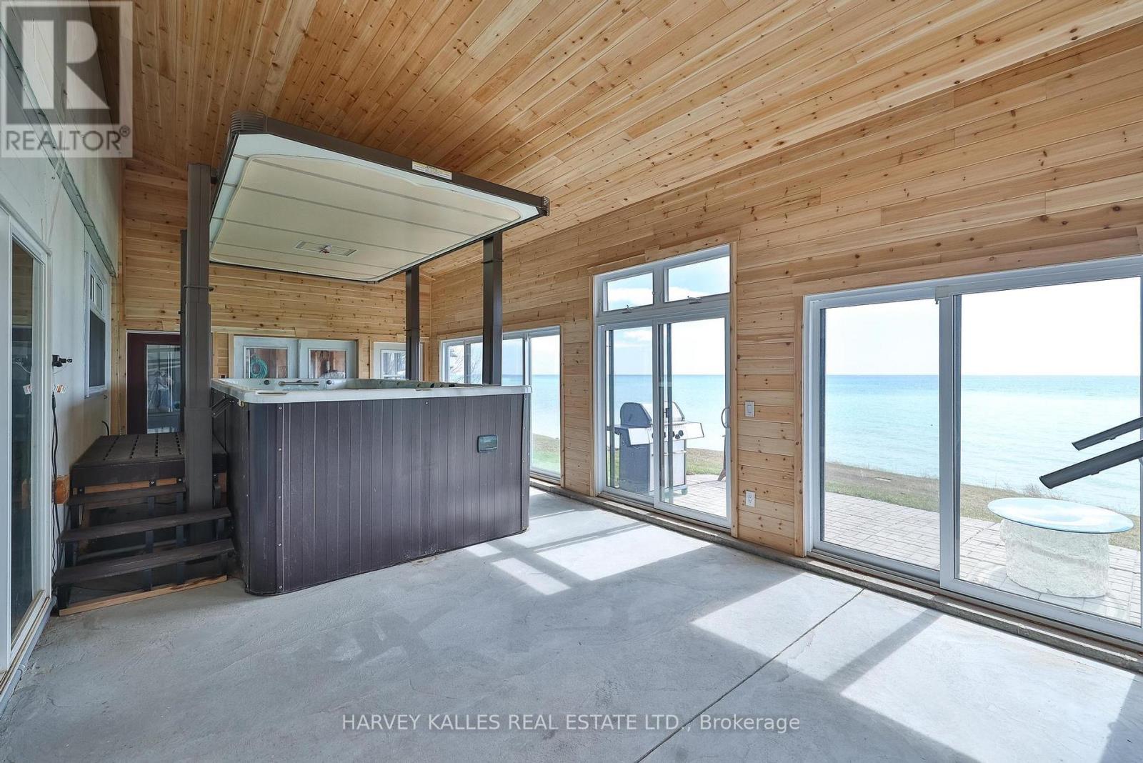 431 VICTORIA BEACH ROAD