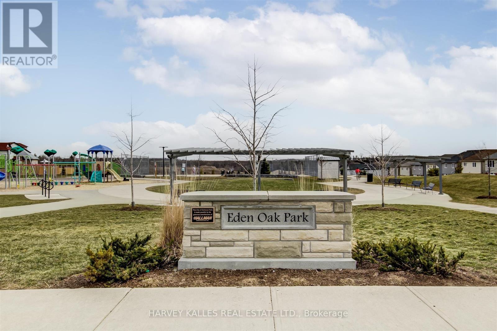 106 EDEN OAK TRAIL