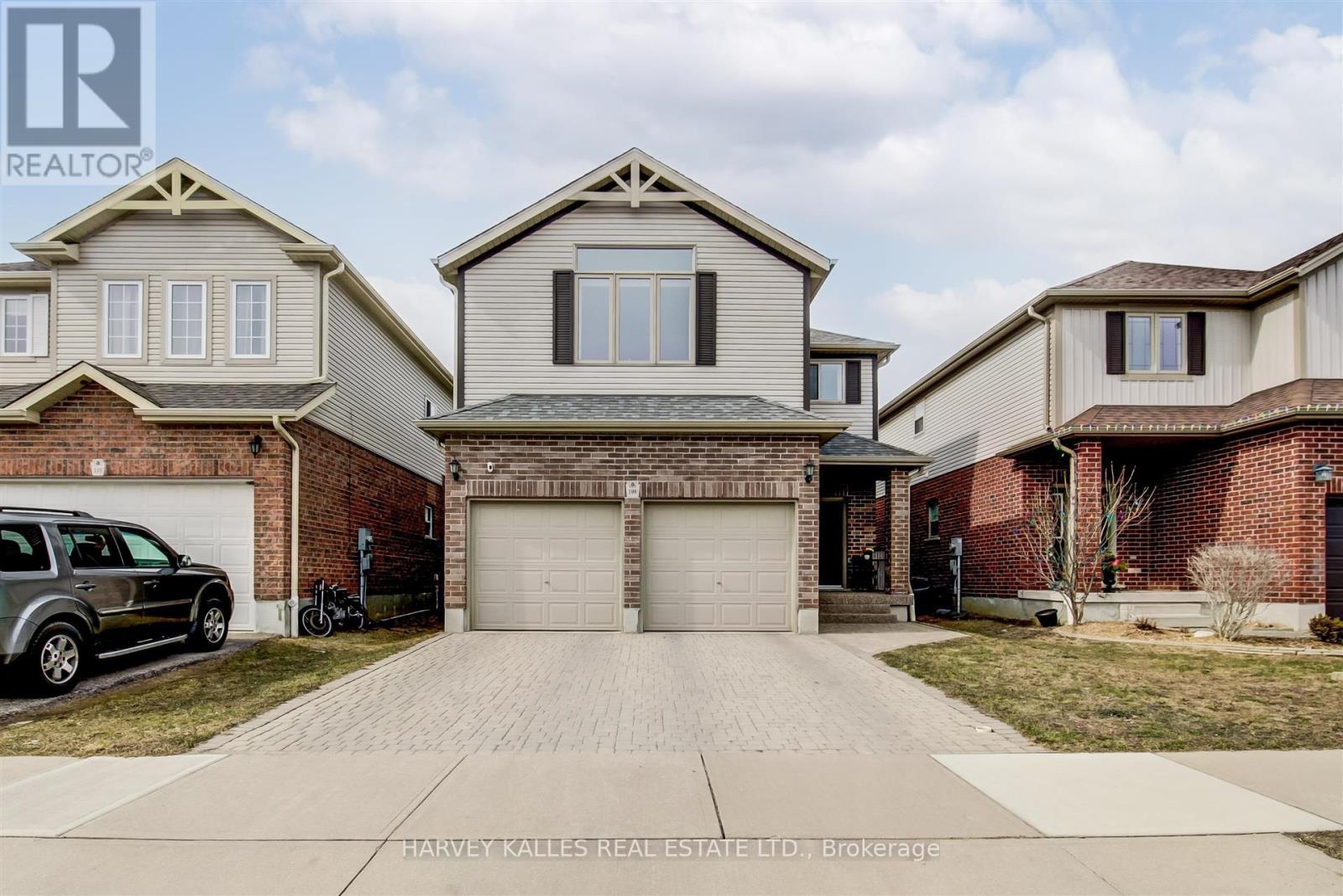 106 EDEN OAK TRAIL