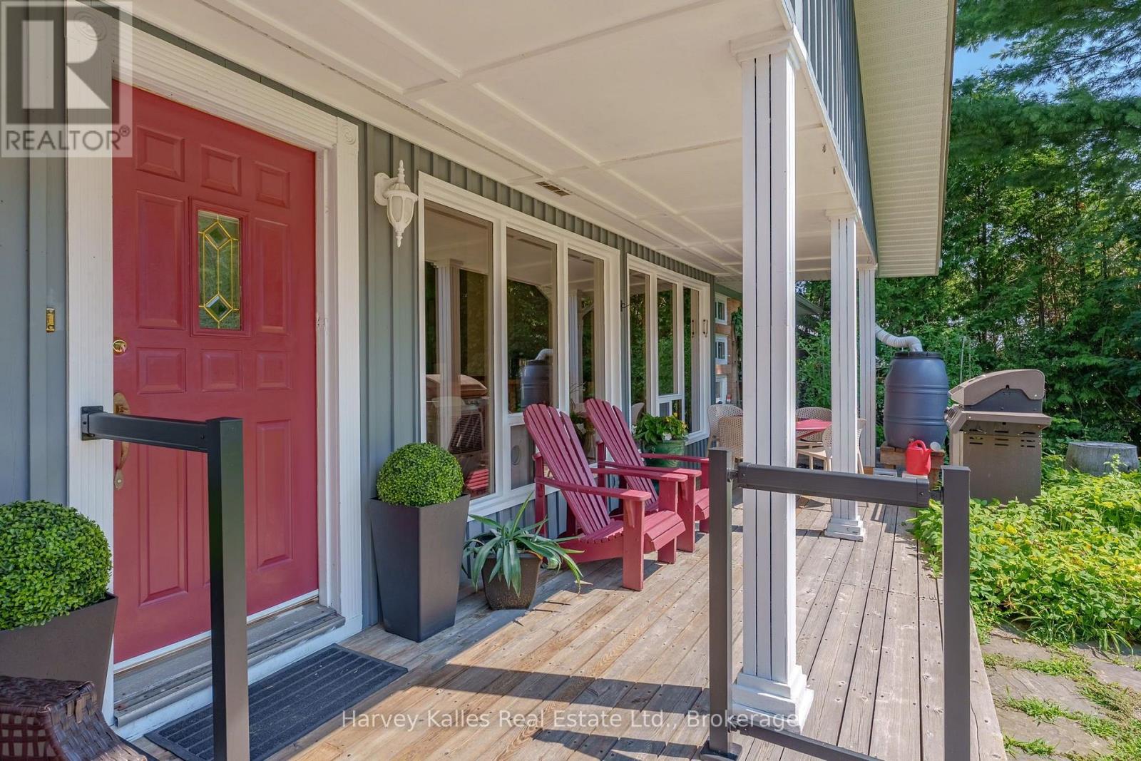 40 KING CRESCENT