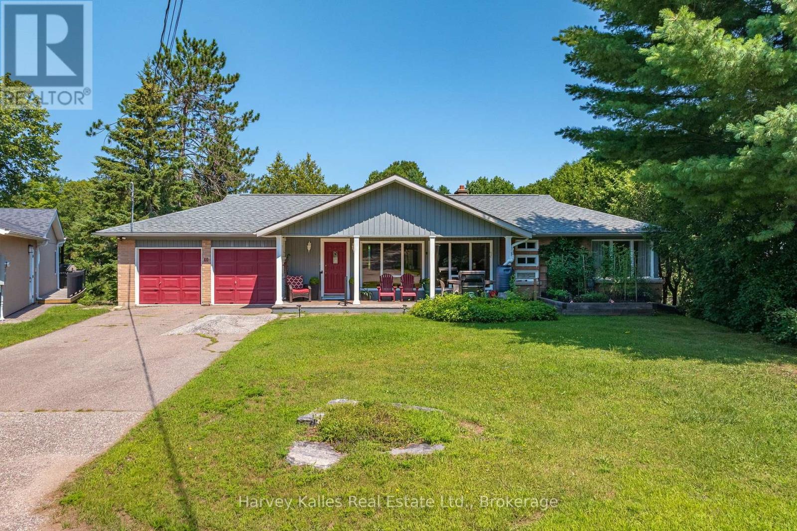 40 KING CRESCENT