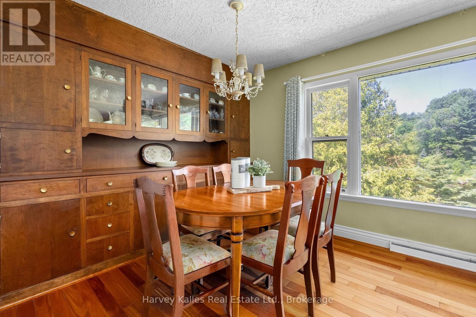 40 KING CRESCENT
