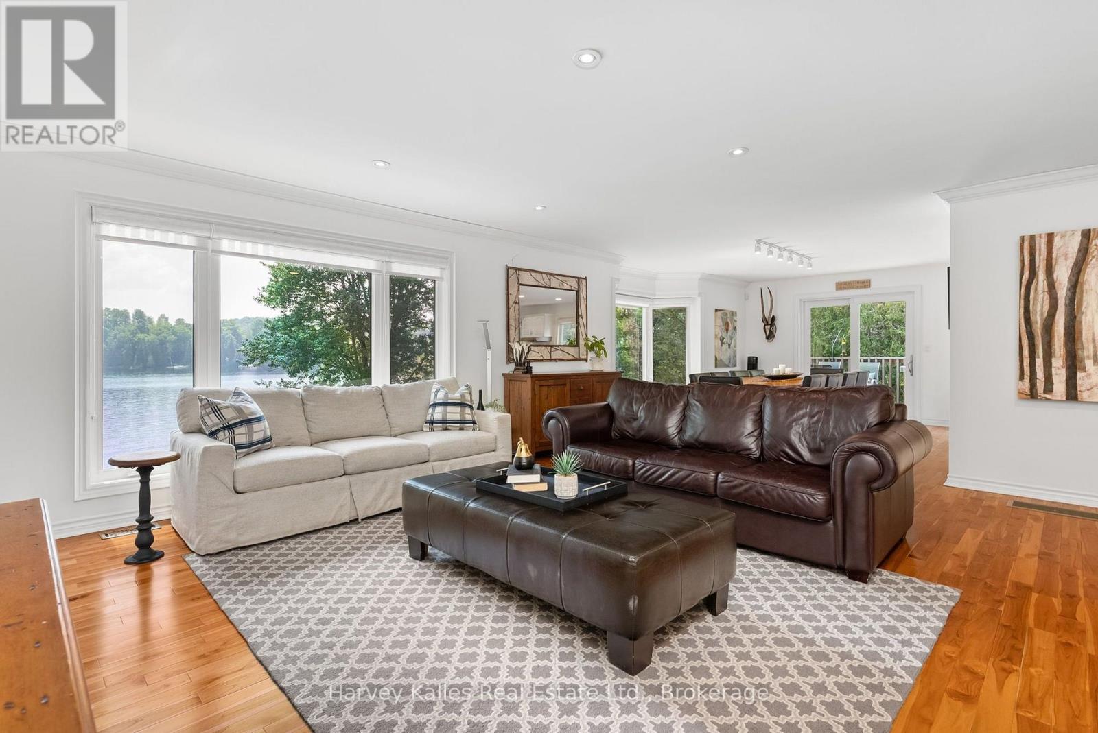 1061 SAWMILL LANE