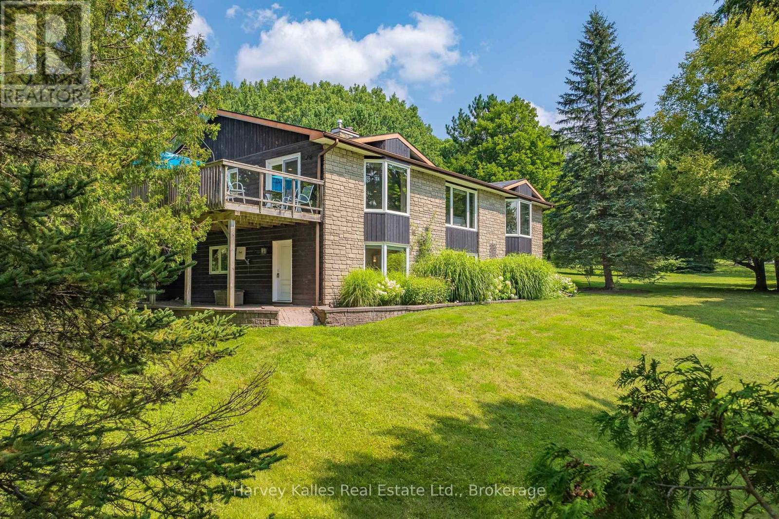 1061 SAWMILL LANE