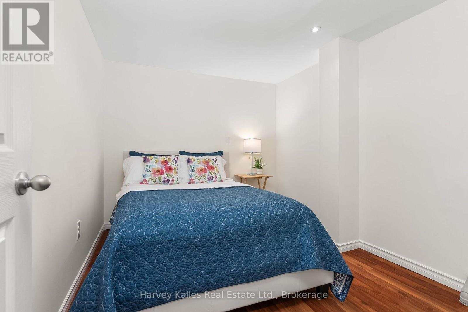 1061 SAWMILL LANE