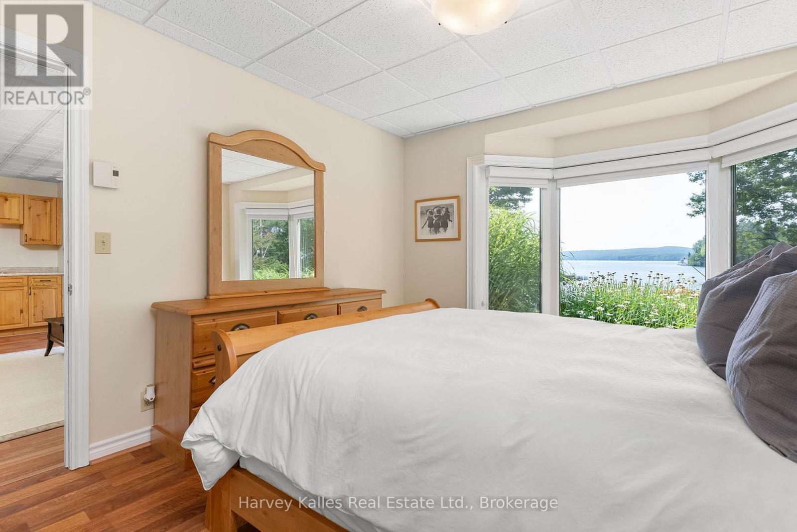 1061 SAWMILL LANE