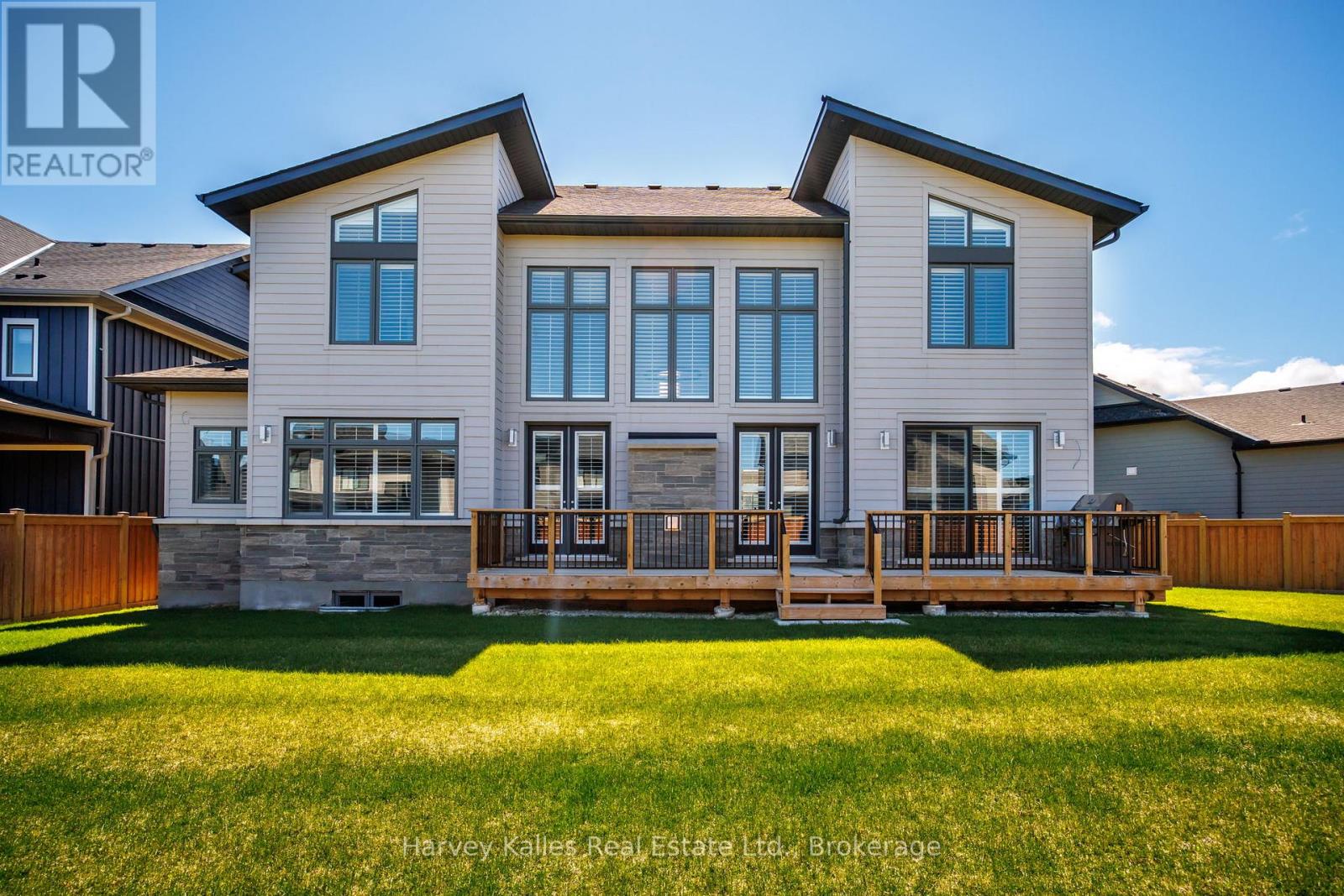 163 SPRINGSIDE CRESCENT