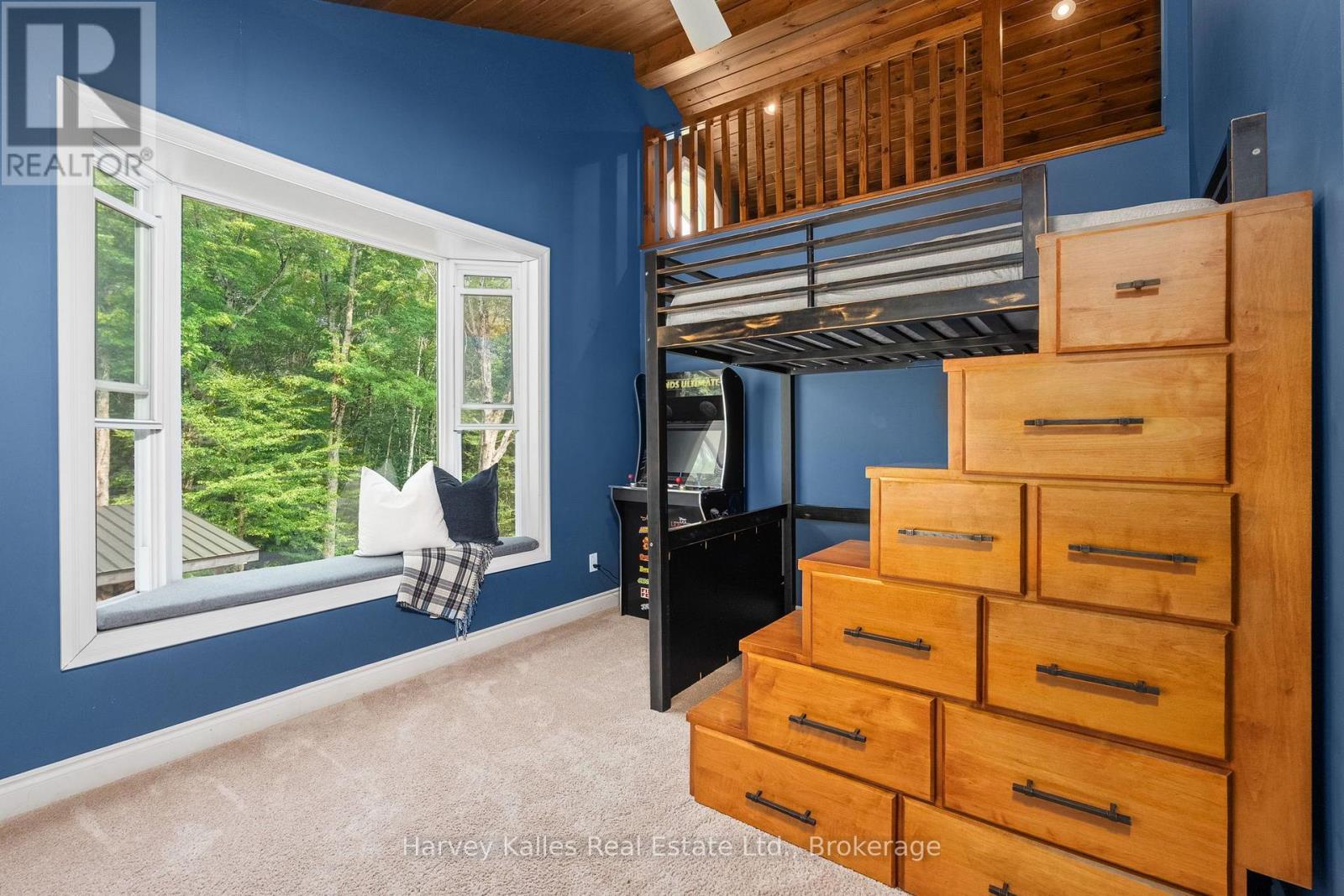 1106 NORTH PICKEREL LAKE ROAD