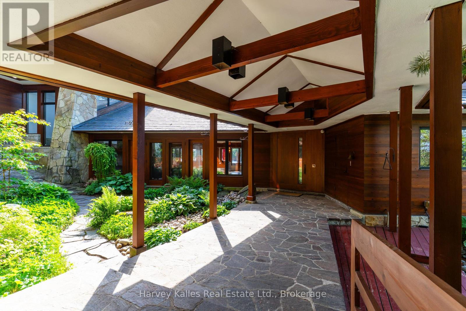 3 - 1220 PARKER'S POINT ROAD