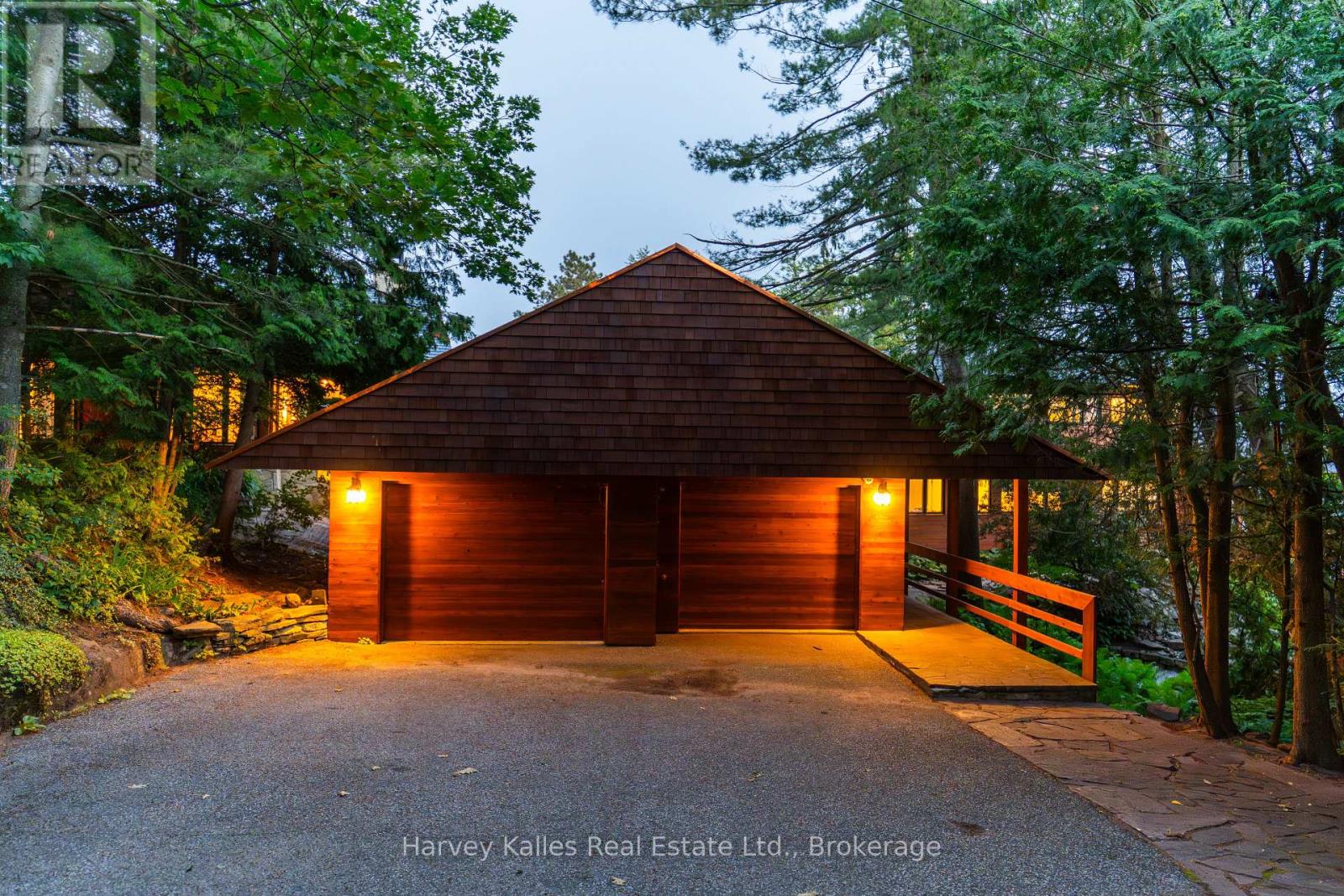 3 - 1220 PARKER'S POINT ROAD