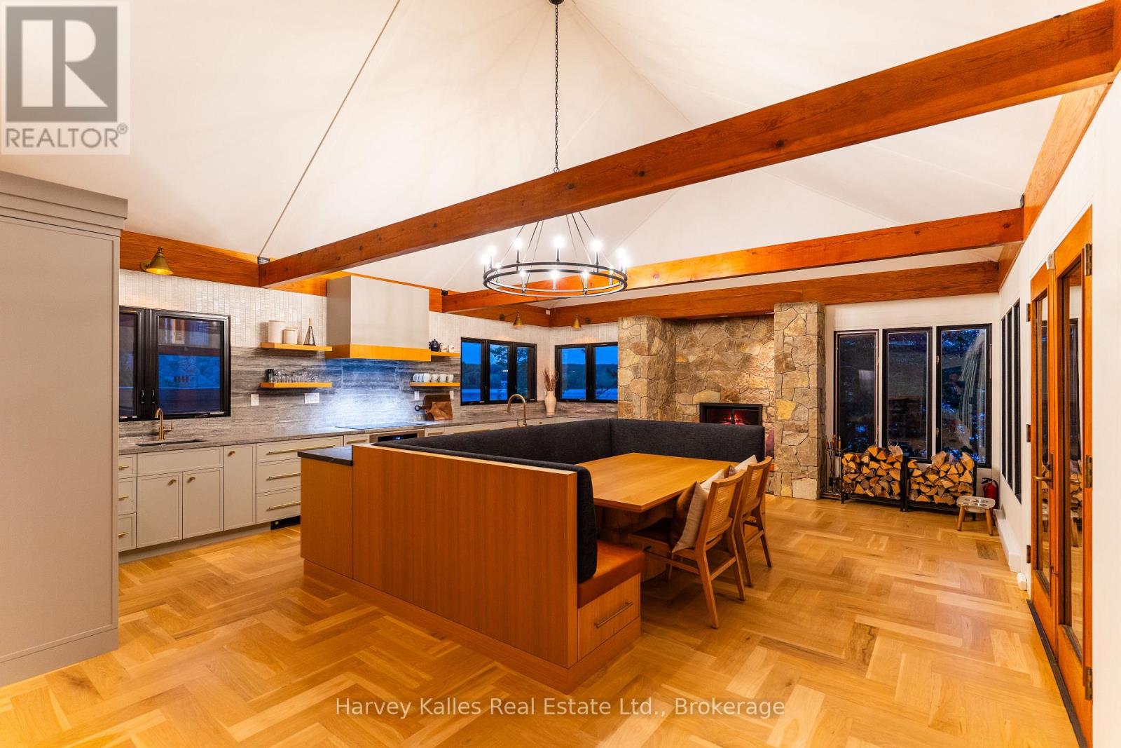 3 - 1220 PARKER'S POINT ROAD
