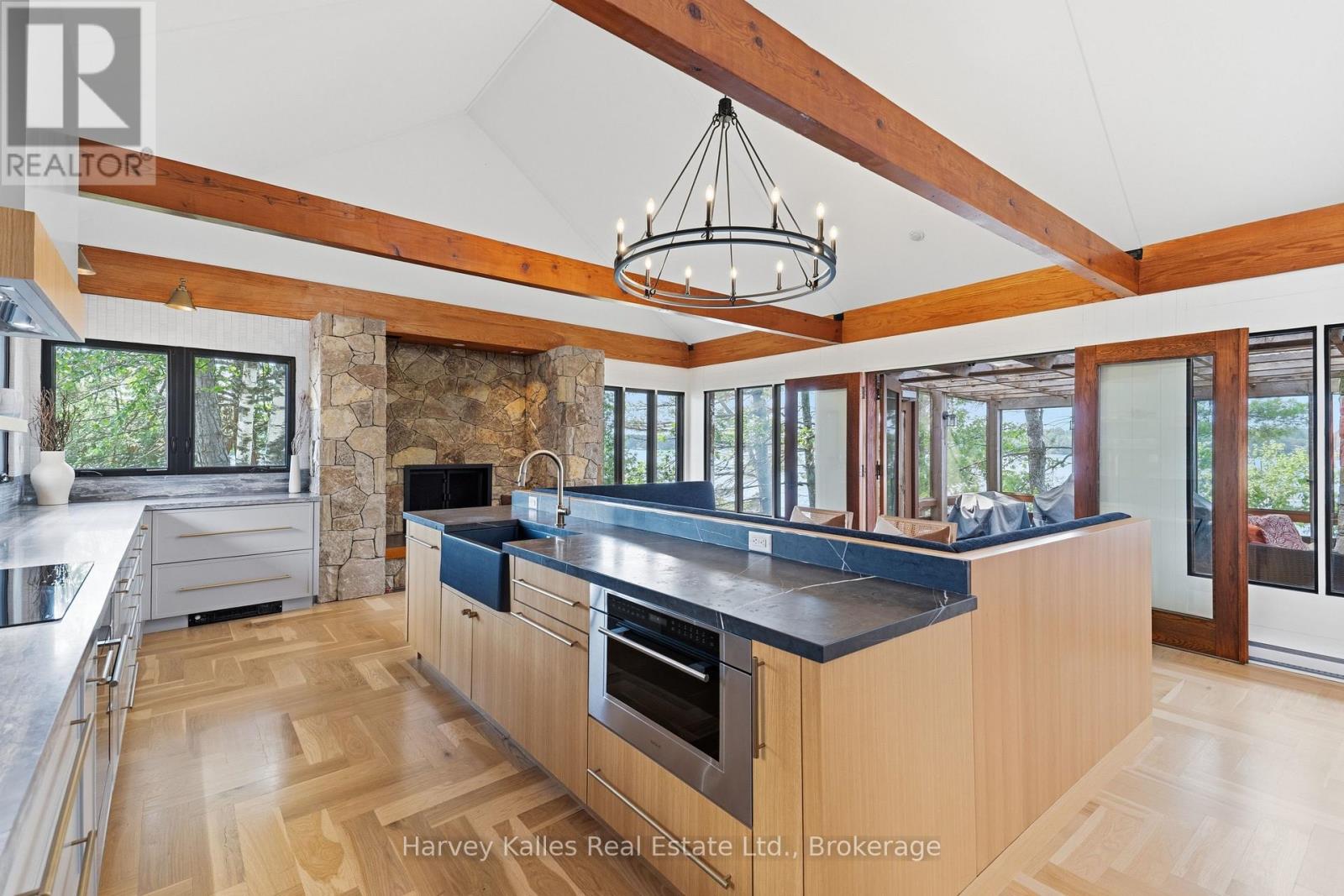 3 - 1220 PARKER'S POINT ROAD