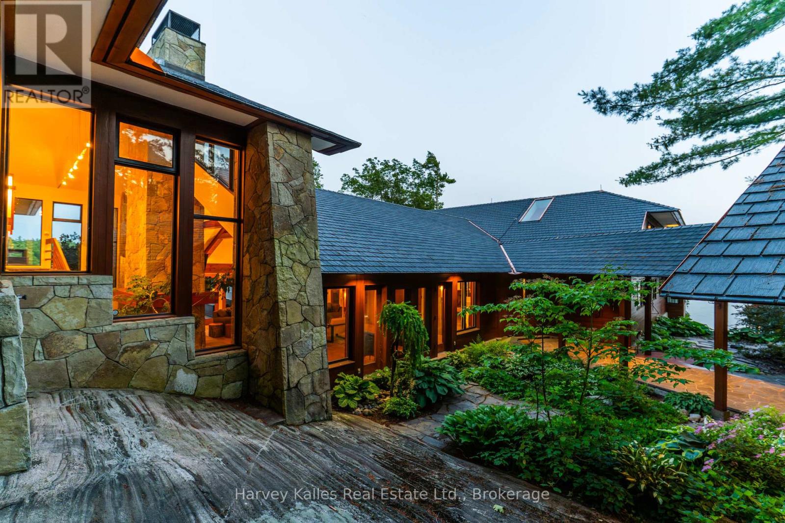 3 - 1220 PARKER'S POINT ROAD