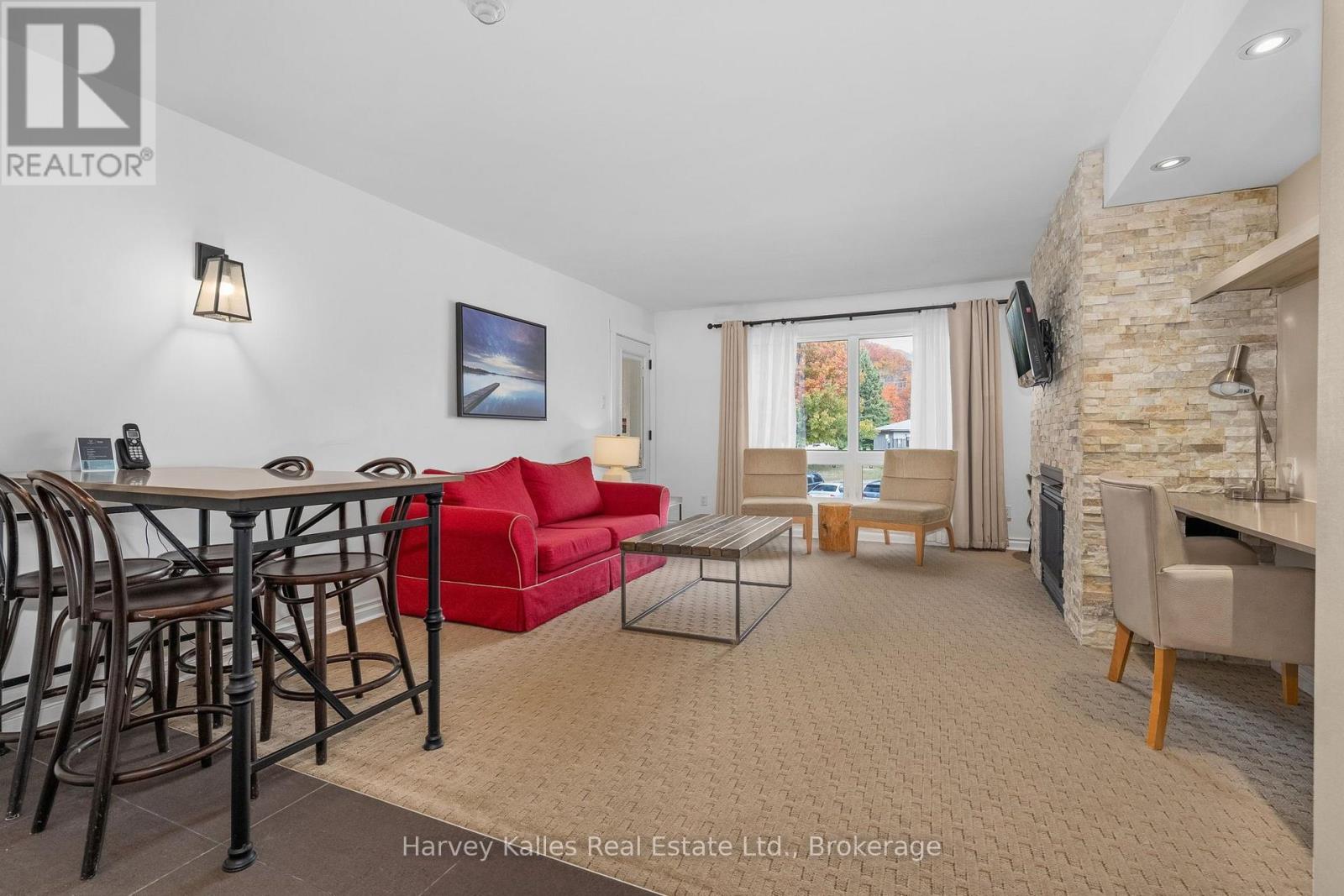 201 - 54 DEERHURST SUMMIT DRIVE Unit: 201