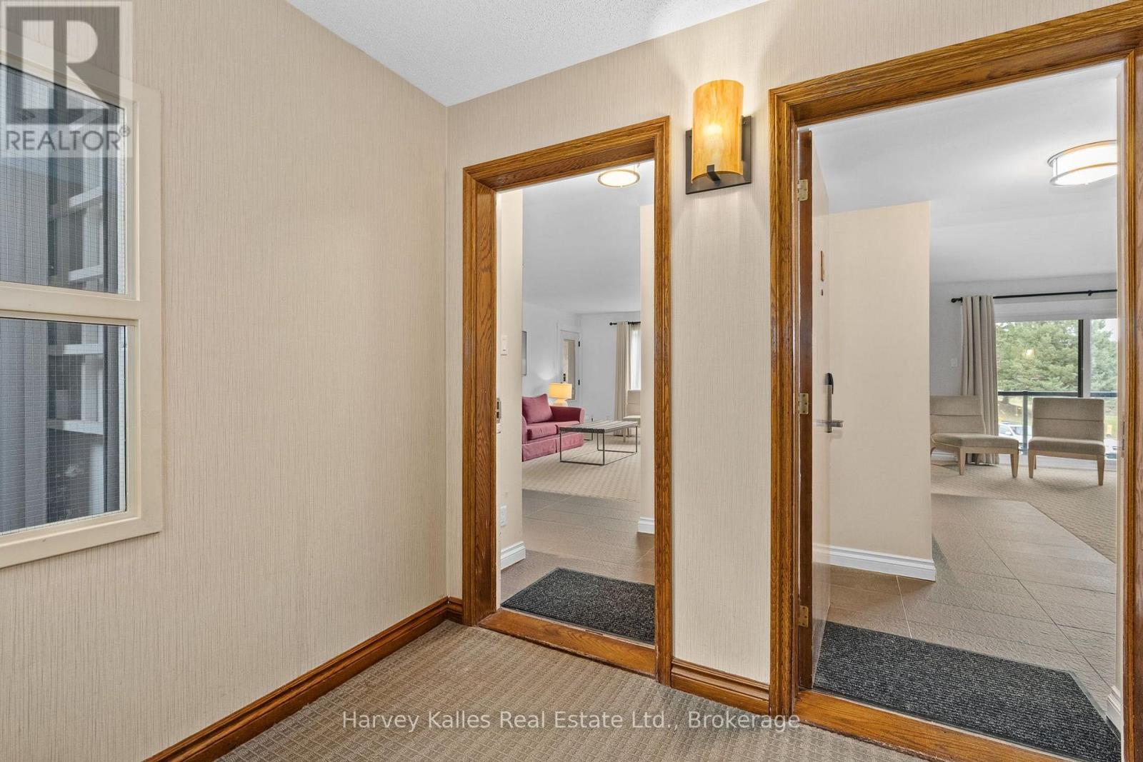 201 - 54 DEERHURST SUMMIT DRIVE Unit: 201