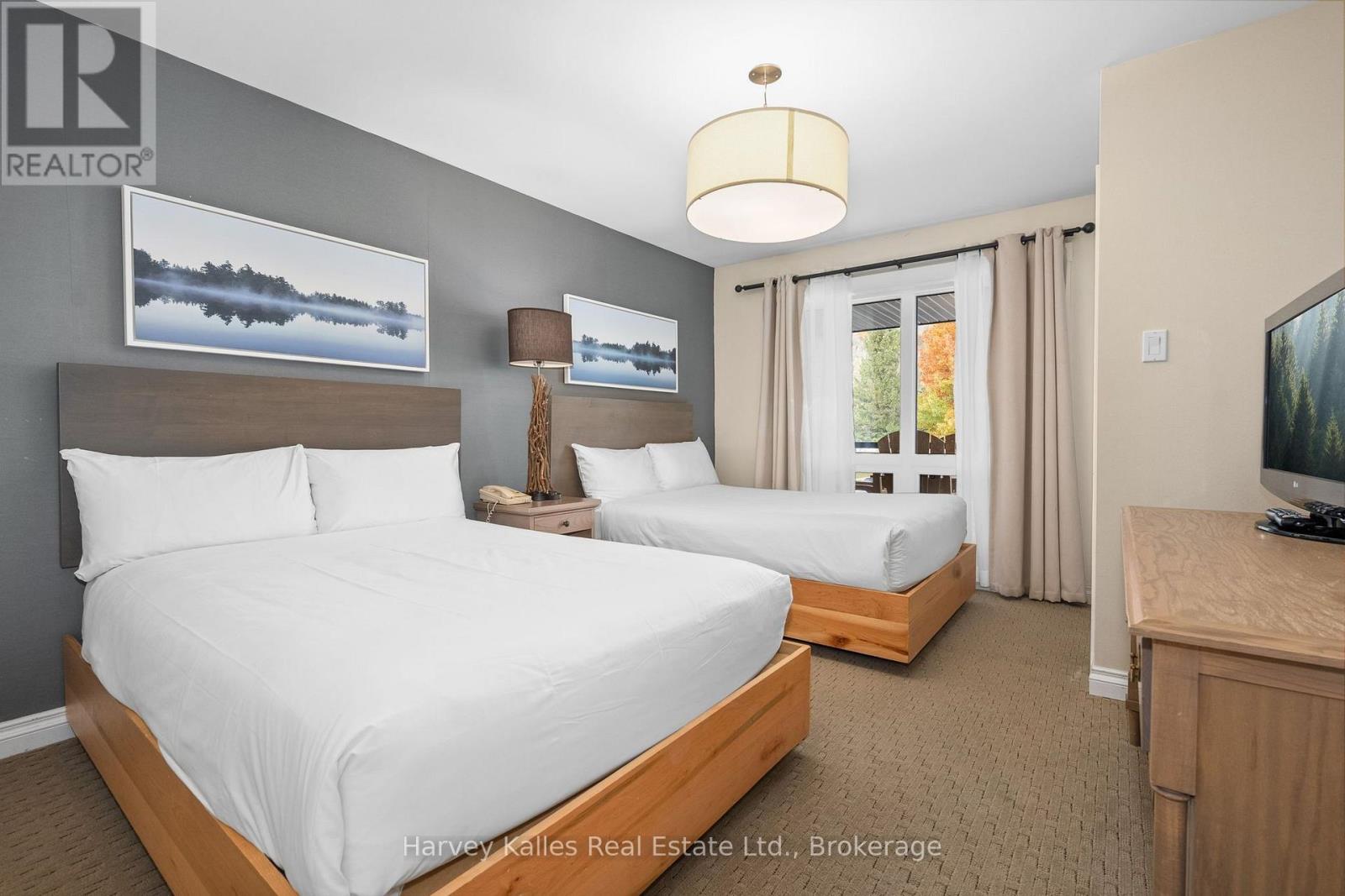 201 - 54 DEERHURST SUMMIT DRIVE Unit: 201