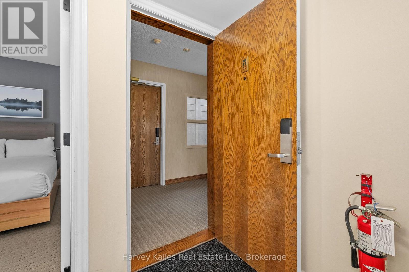 202 - 54 DEERHURST SUMMIT DRIVE Unit: 202