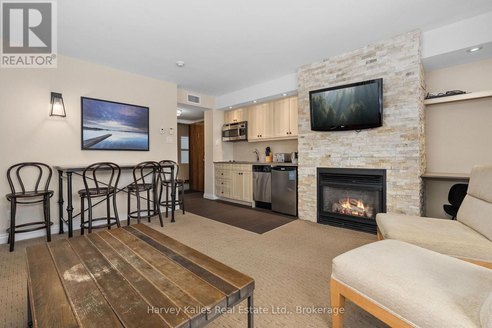 202 - 54 DEERHURST SUMMIT DRIVE Unit: 202