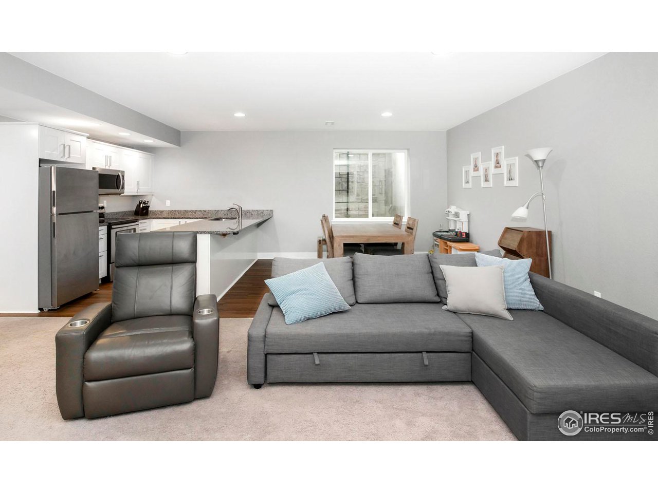 899 Old Wagon Trail Cir