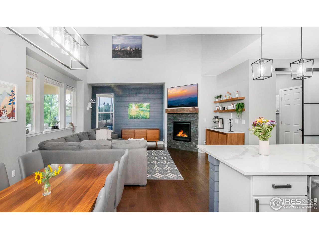 899 Old Wagon Trail Cir