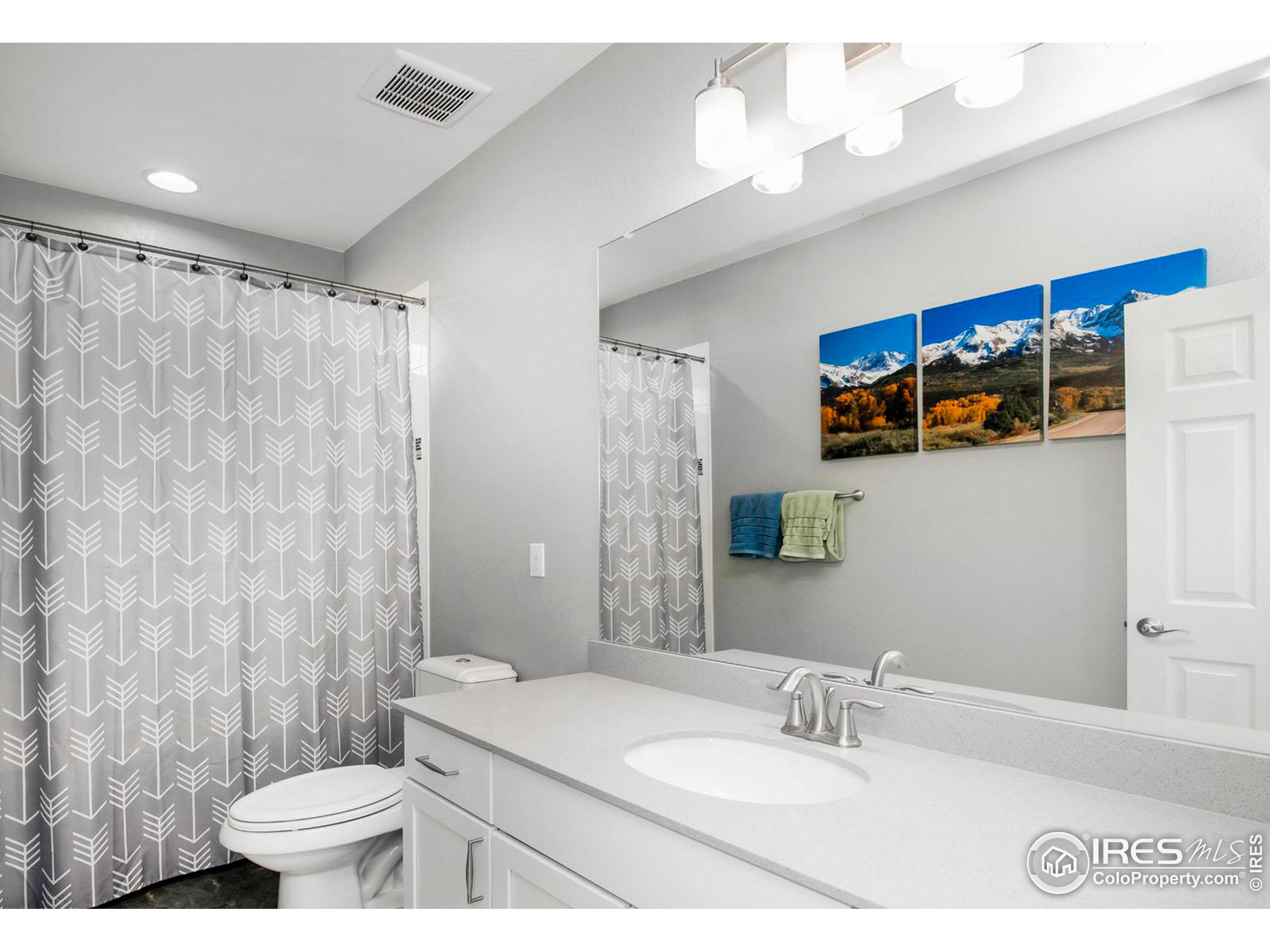899 Old Wagon Trail Cir