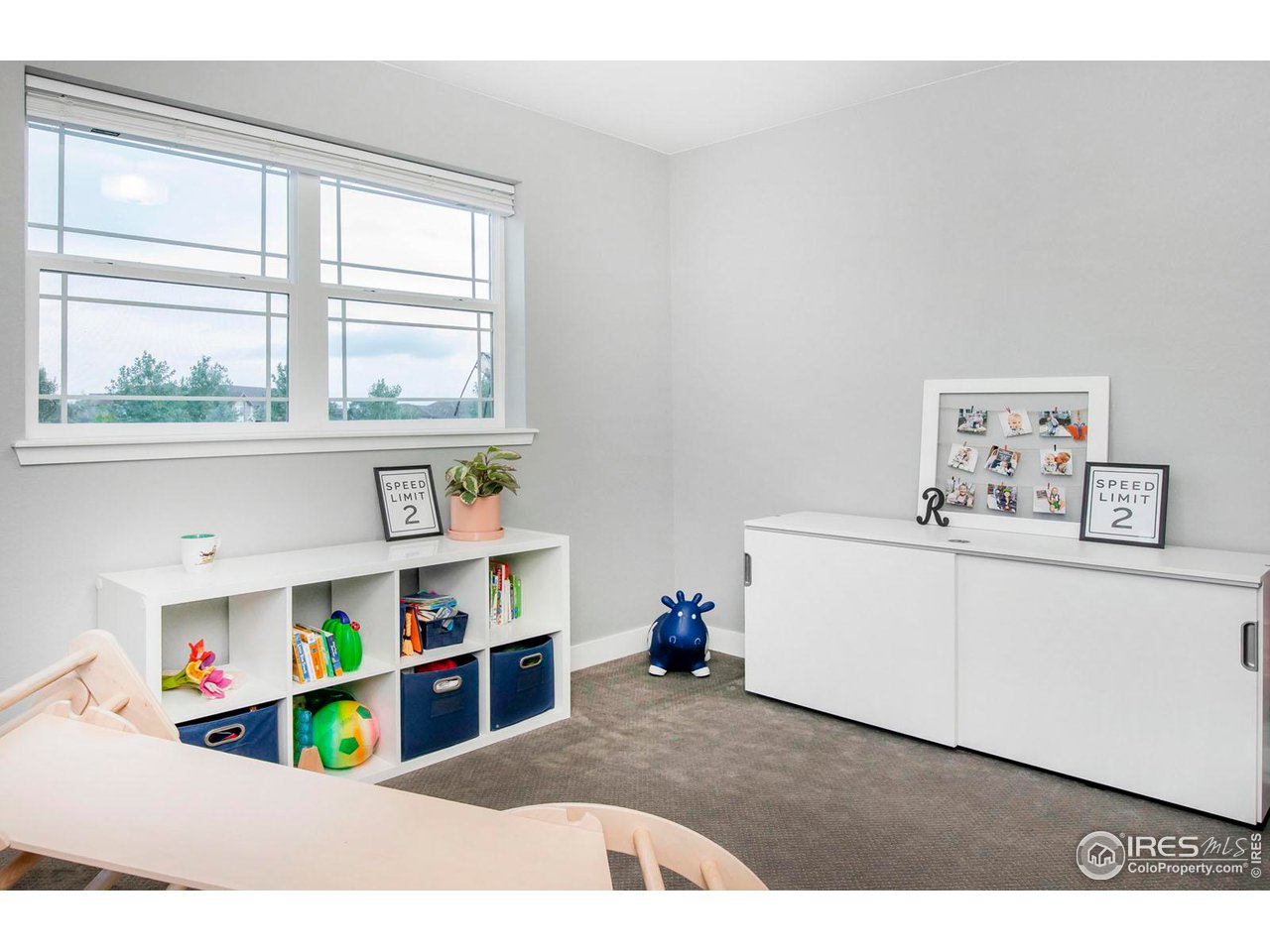 899 Old Wagon Trail Cir