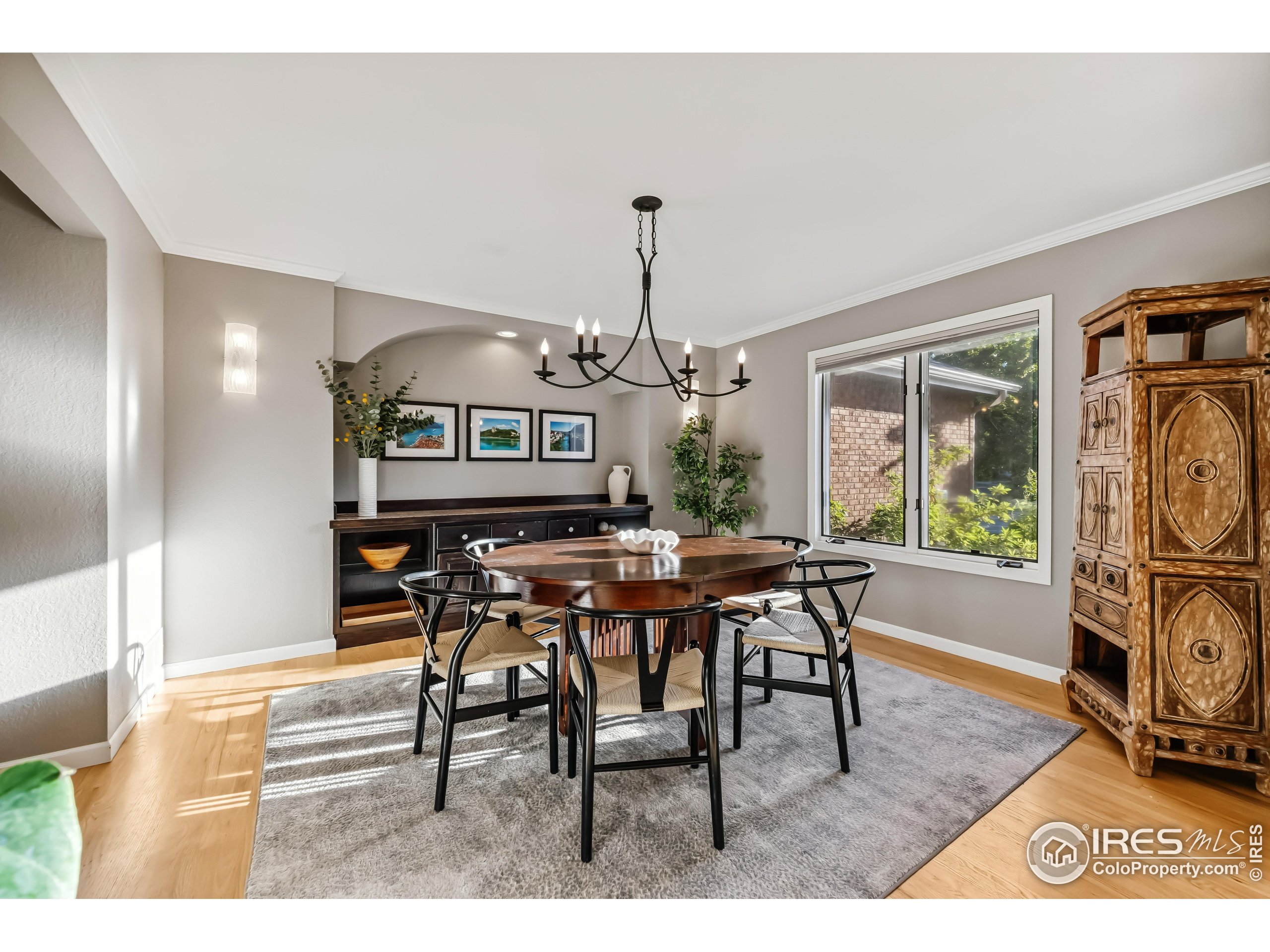 2030 Emerald Dr