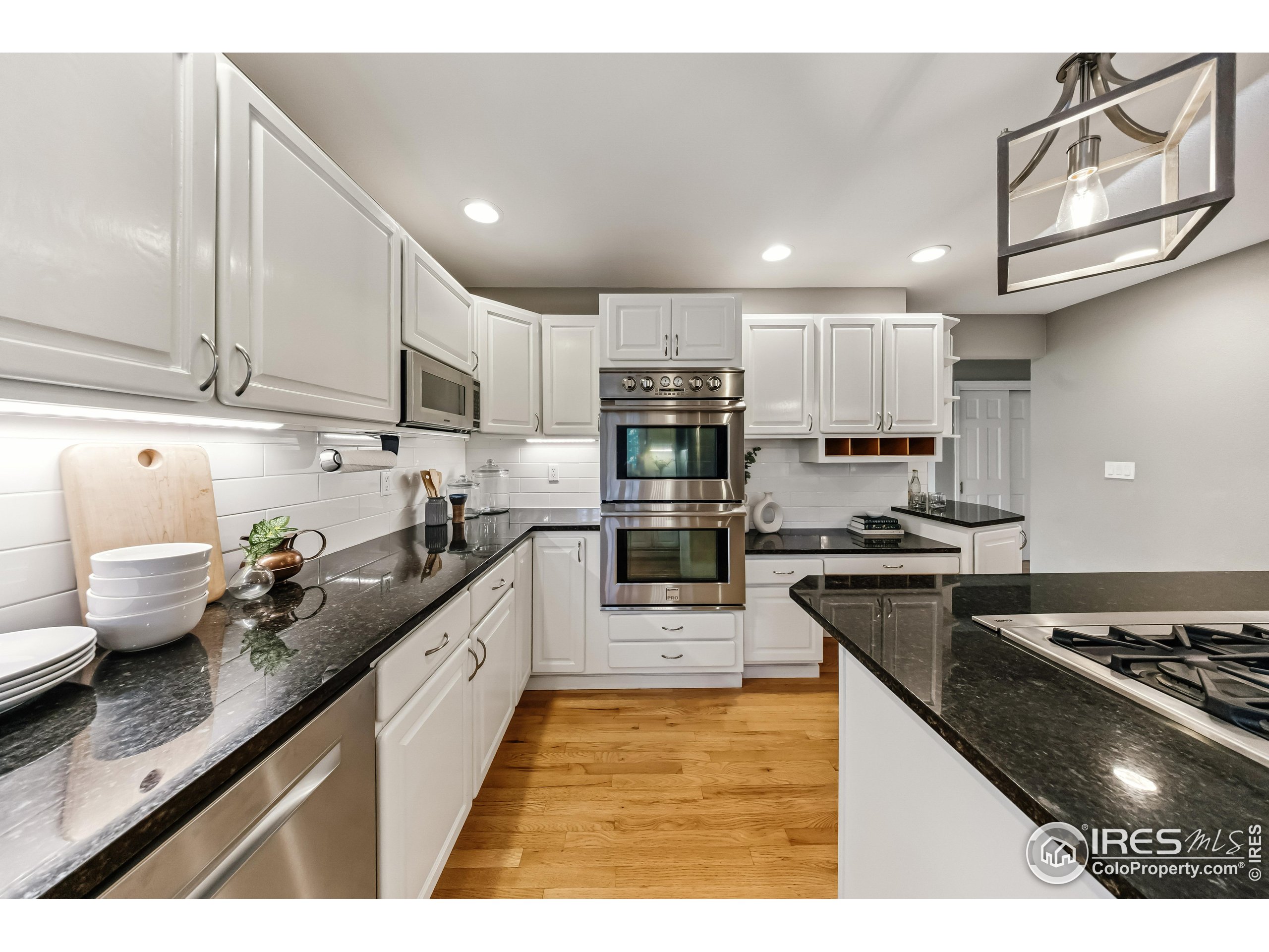 2030 Emerald Dr