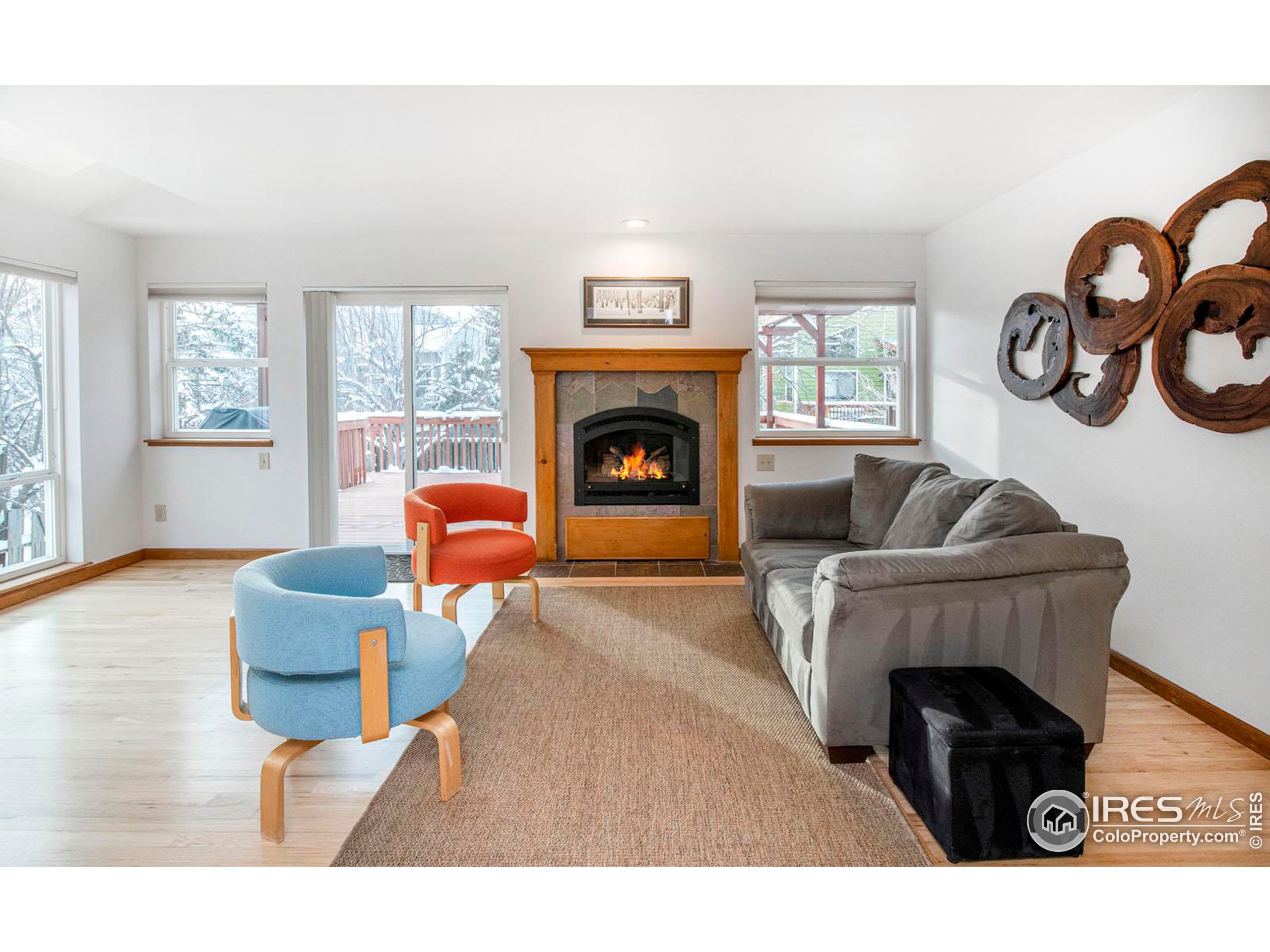 107 Mineola Ct