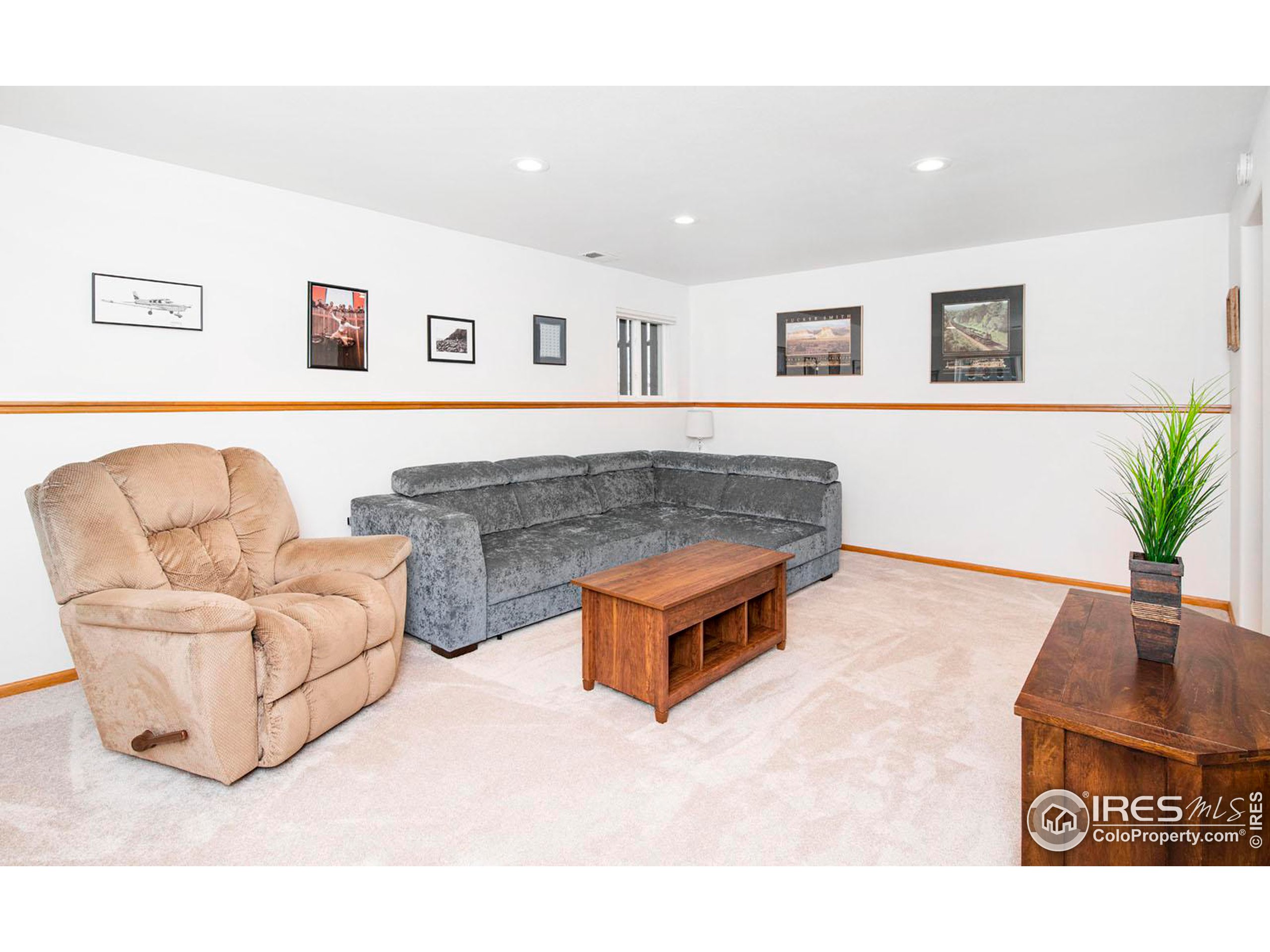 107 Mineola Ct