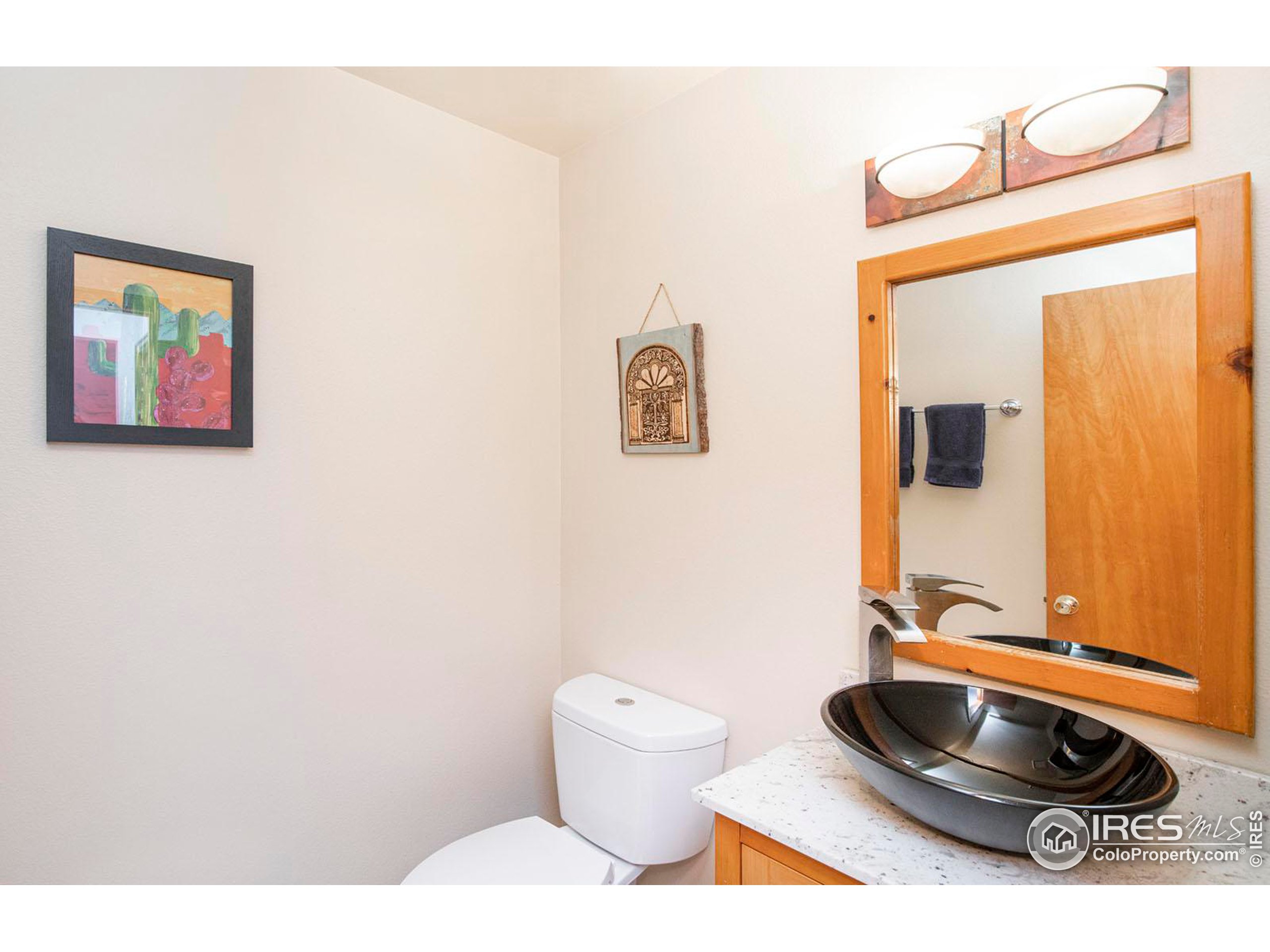 107 Mineola Ct