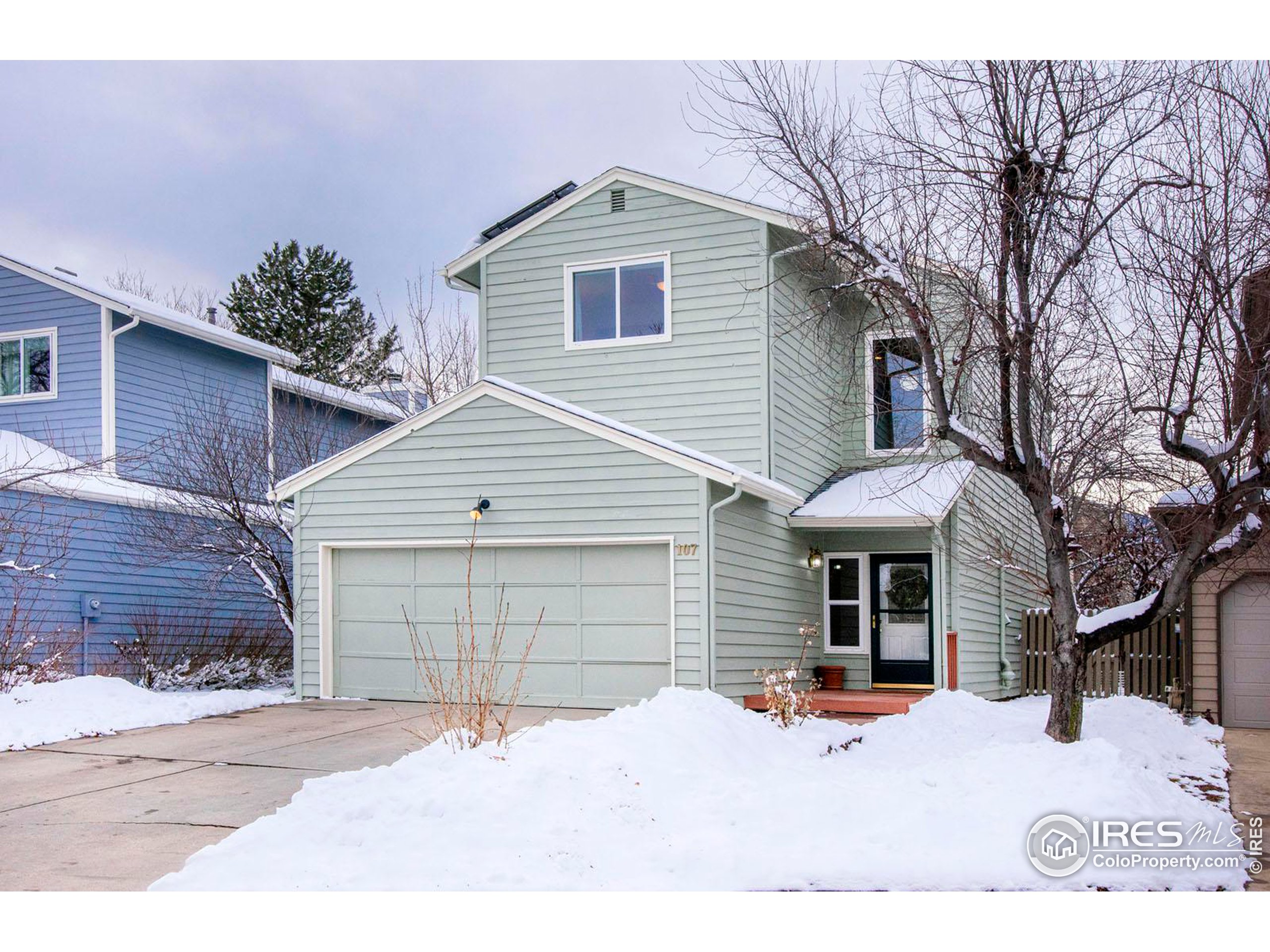 107 Mineola Ct