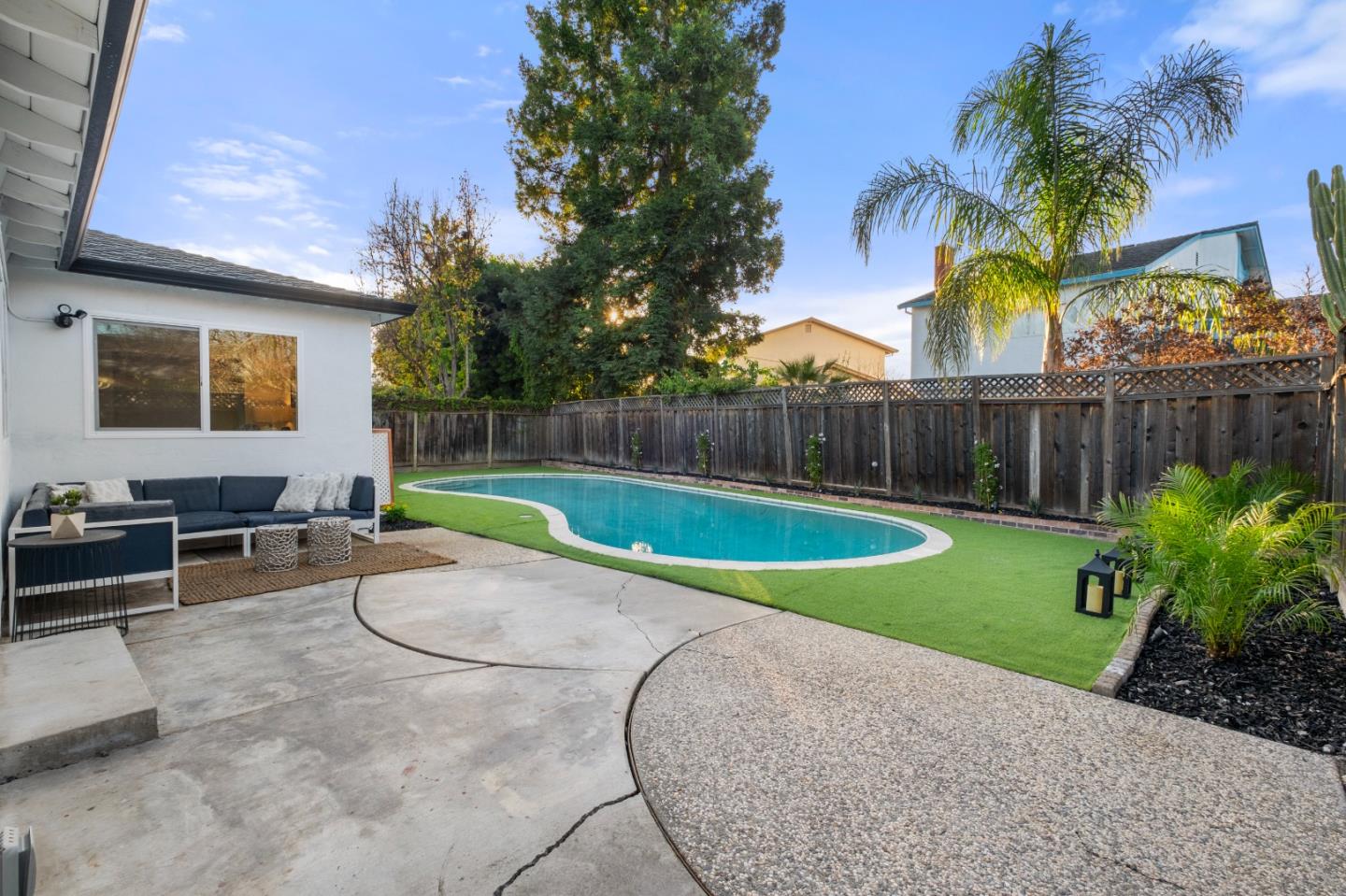 4921 Birmingham Drive