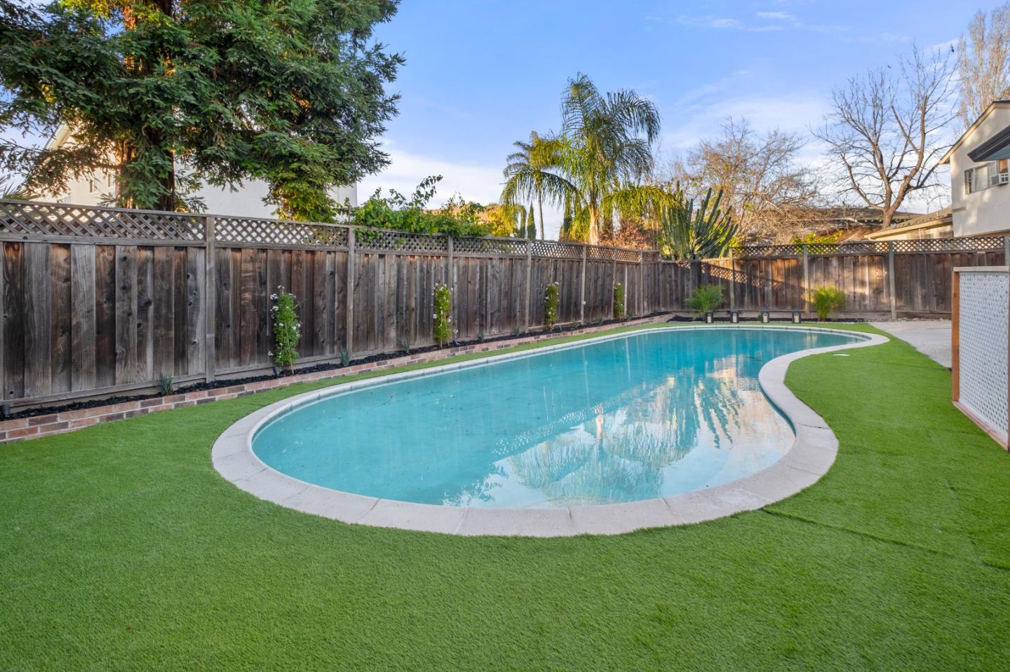 4921 Birmingham Drive