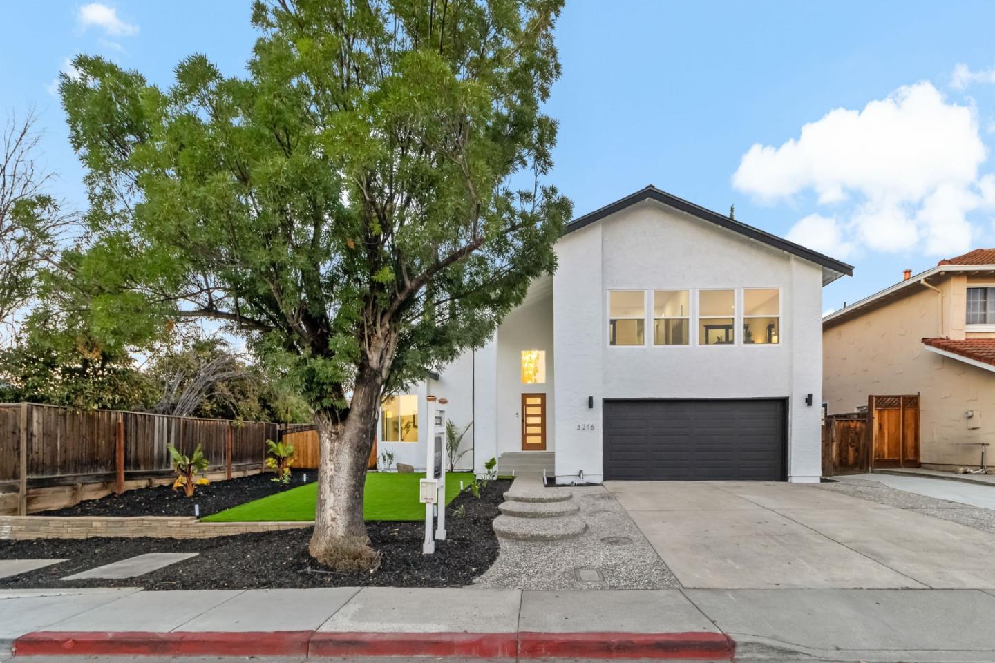 3216 Remington Way