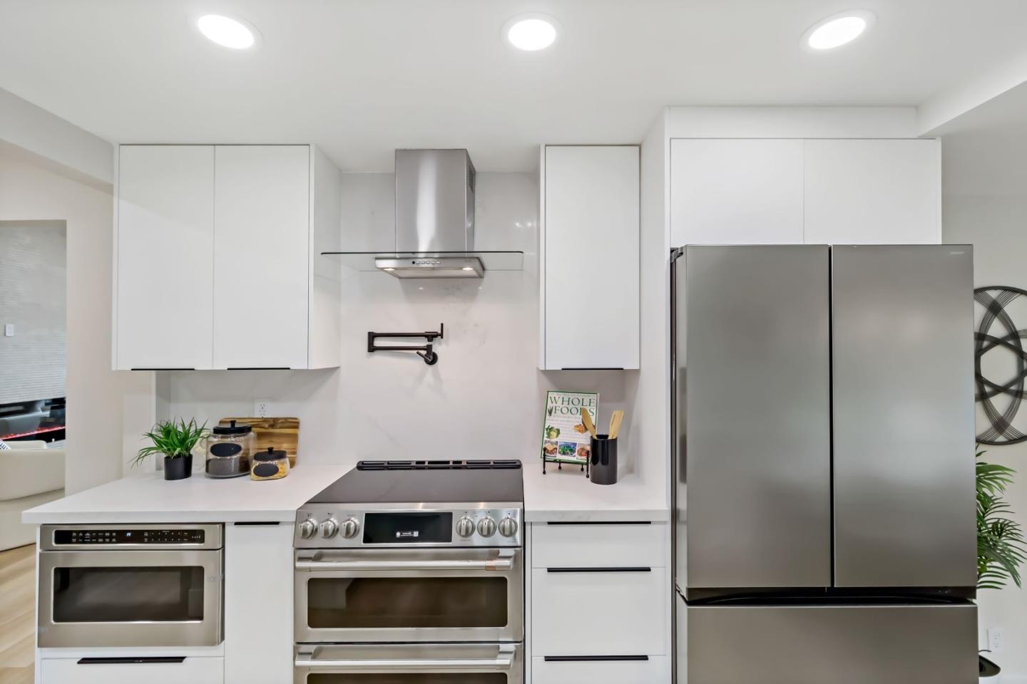 2896 Rathmann Drive