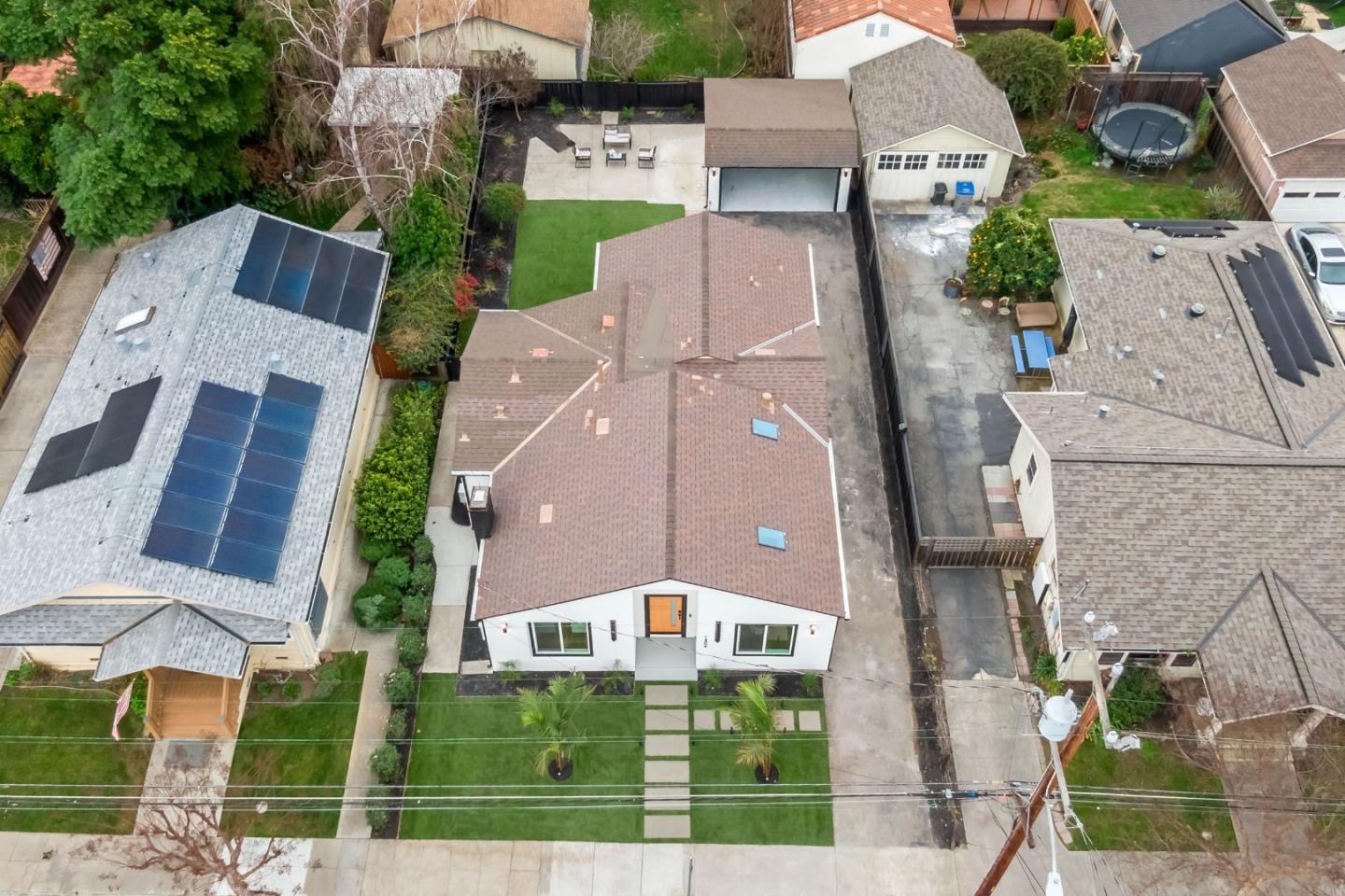 1304 Singletary Avenue