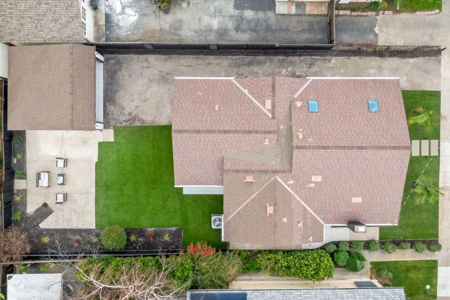 1304 Singletary Avenue