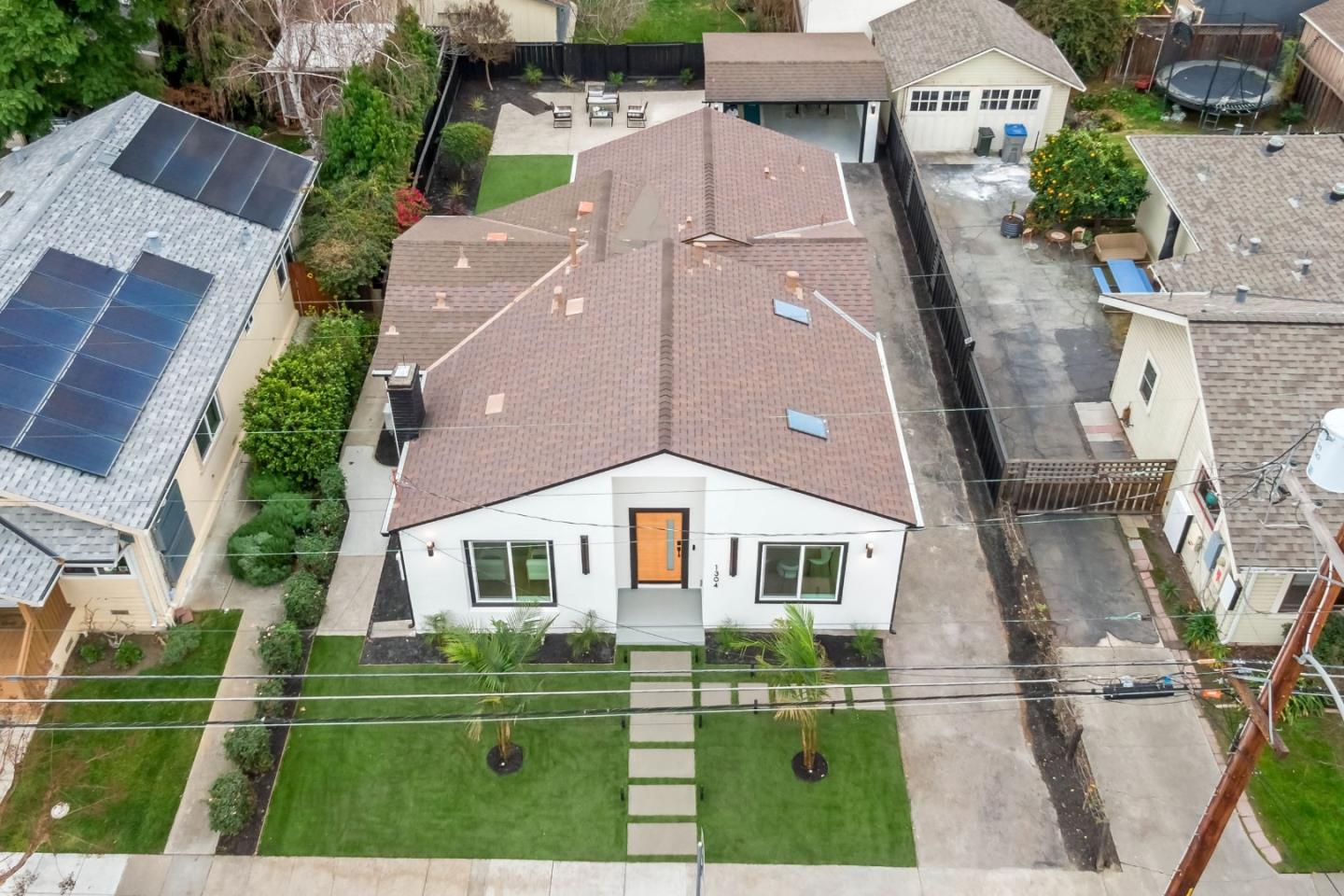 1304 Singletary Avenue