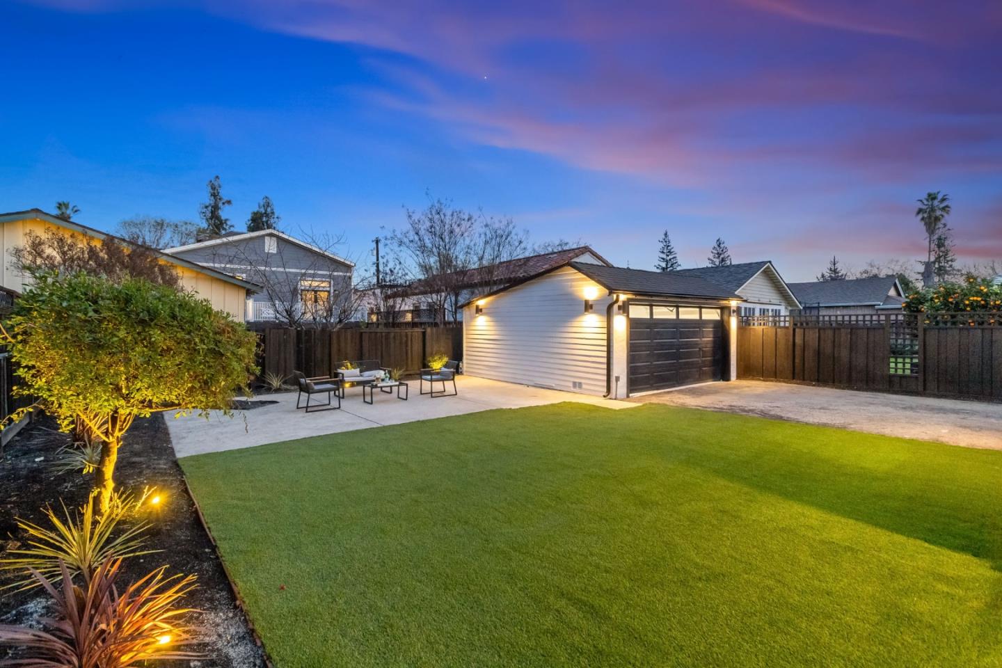 1304 Singletary Avenue