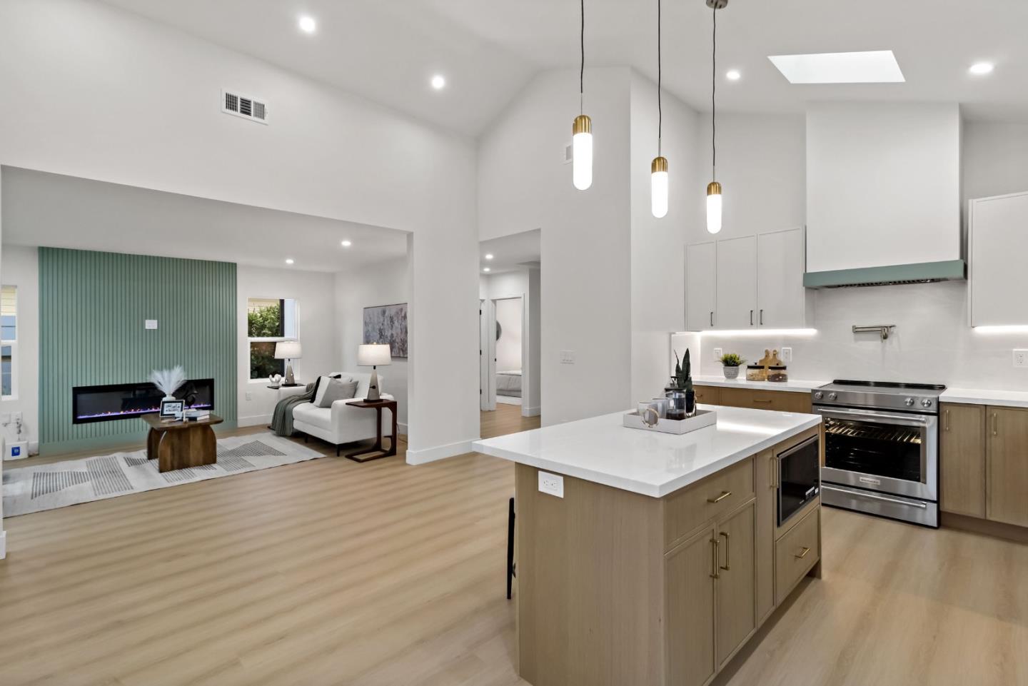 1304 Singletary Avenue