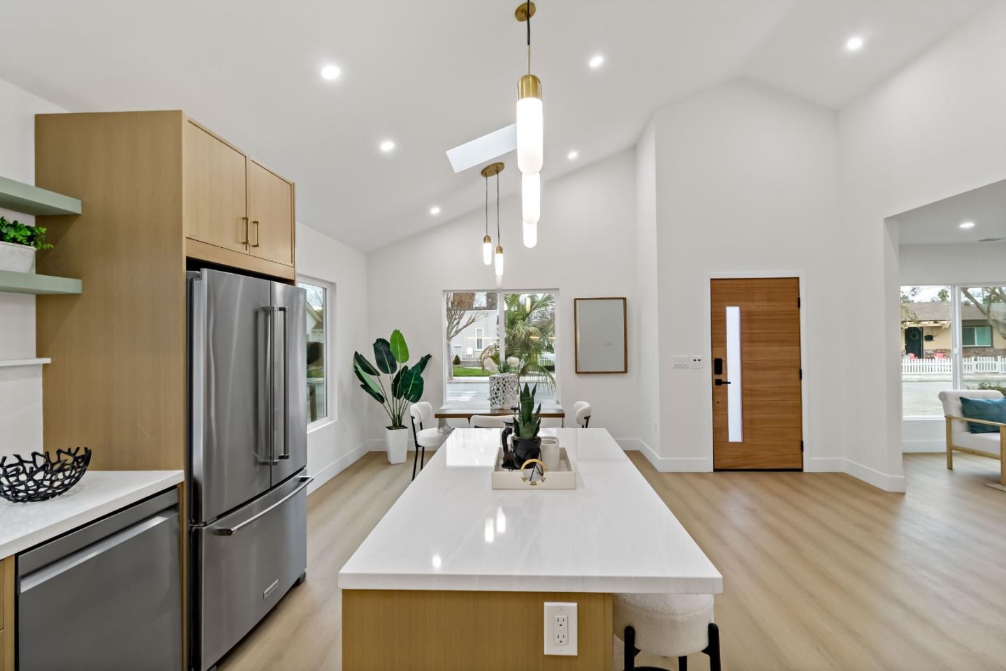 1304 Singletary Avenue