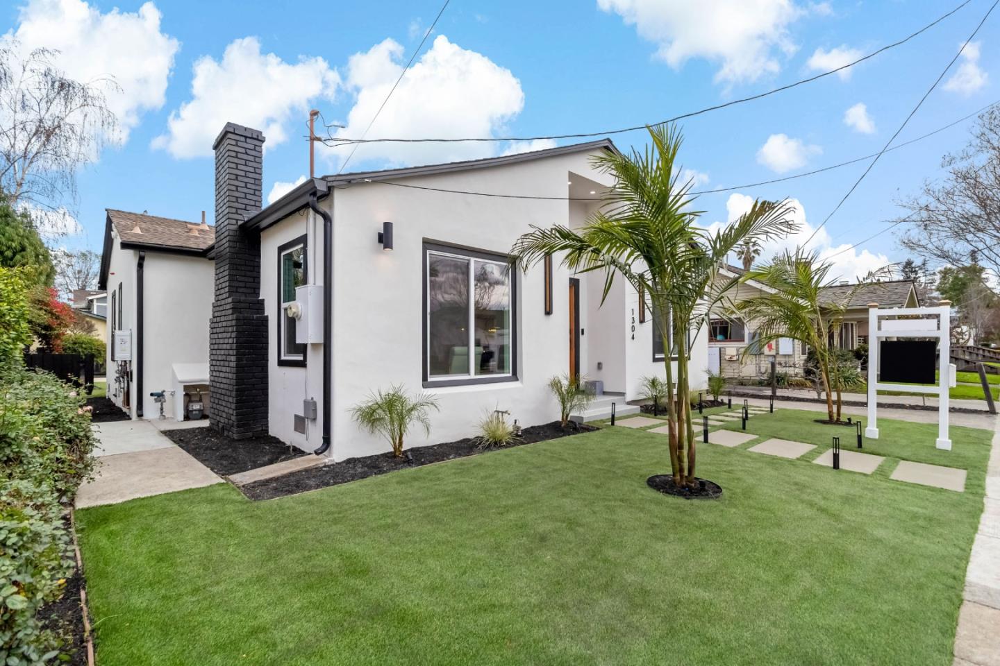 1304 Singletary Avenue