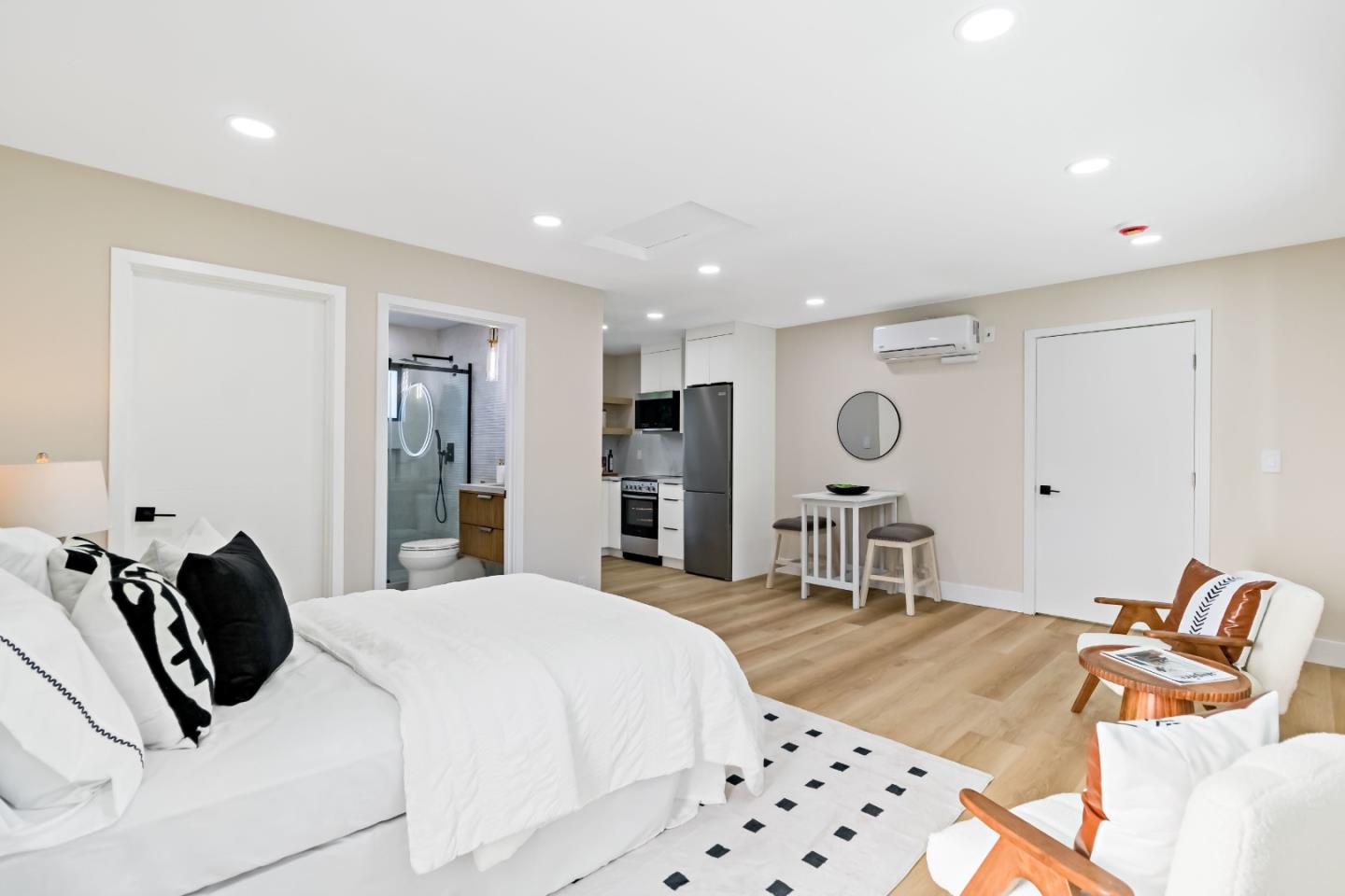 1707 Fruitdale Avenue