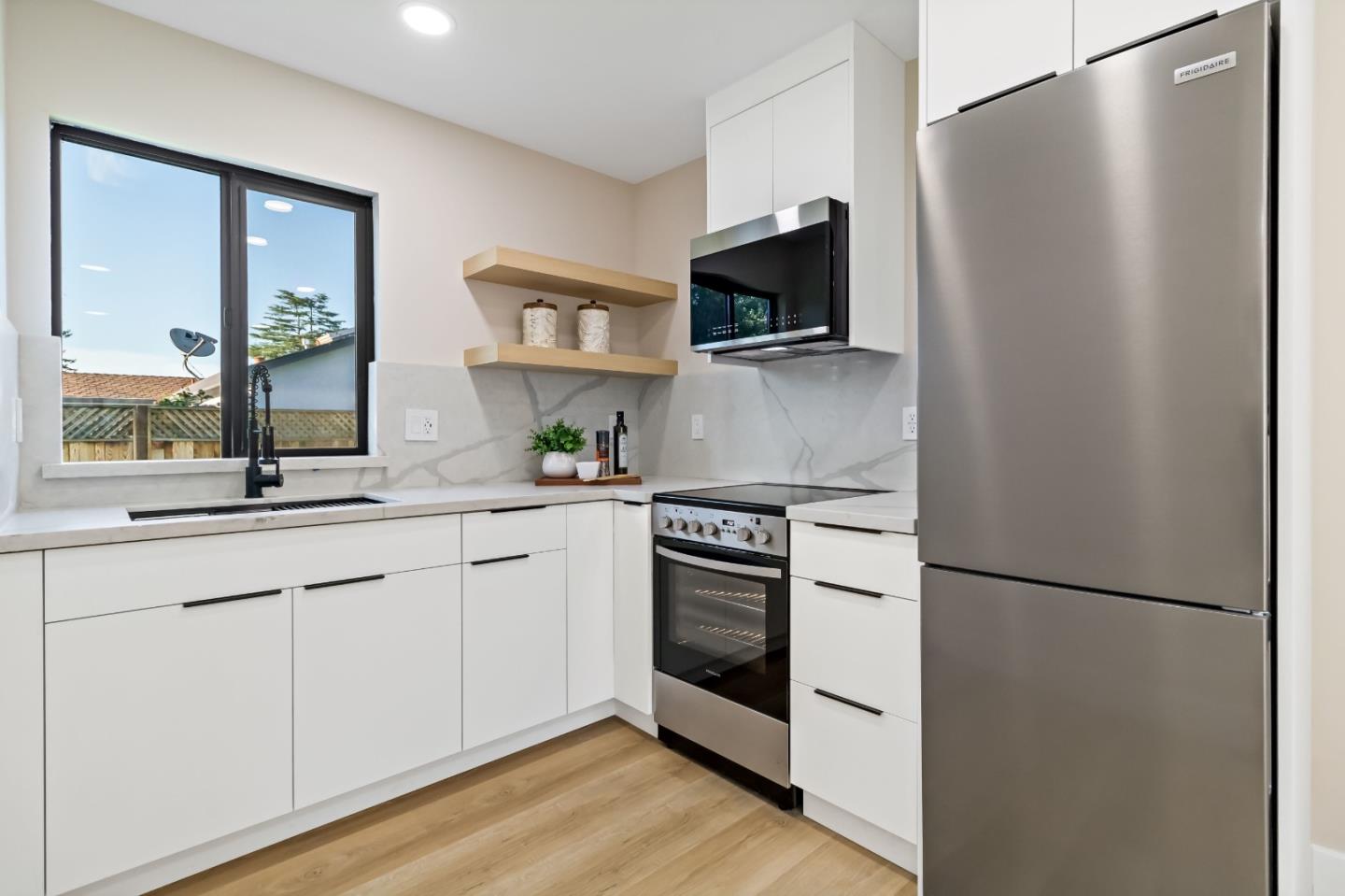 1707 Fruitdale Avenue