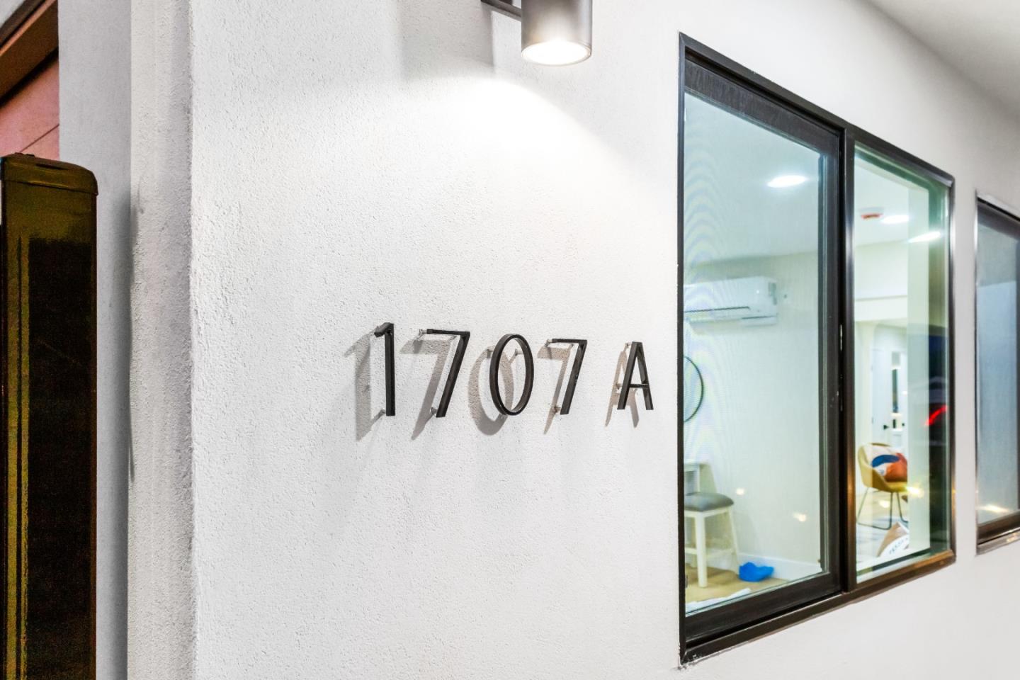 1707 Fruitdale Avenue